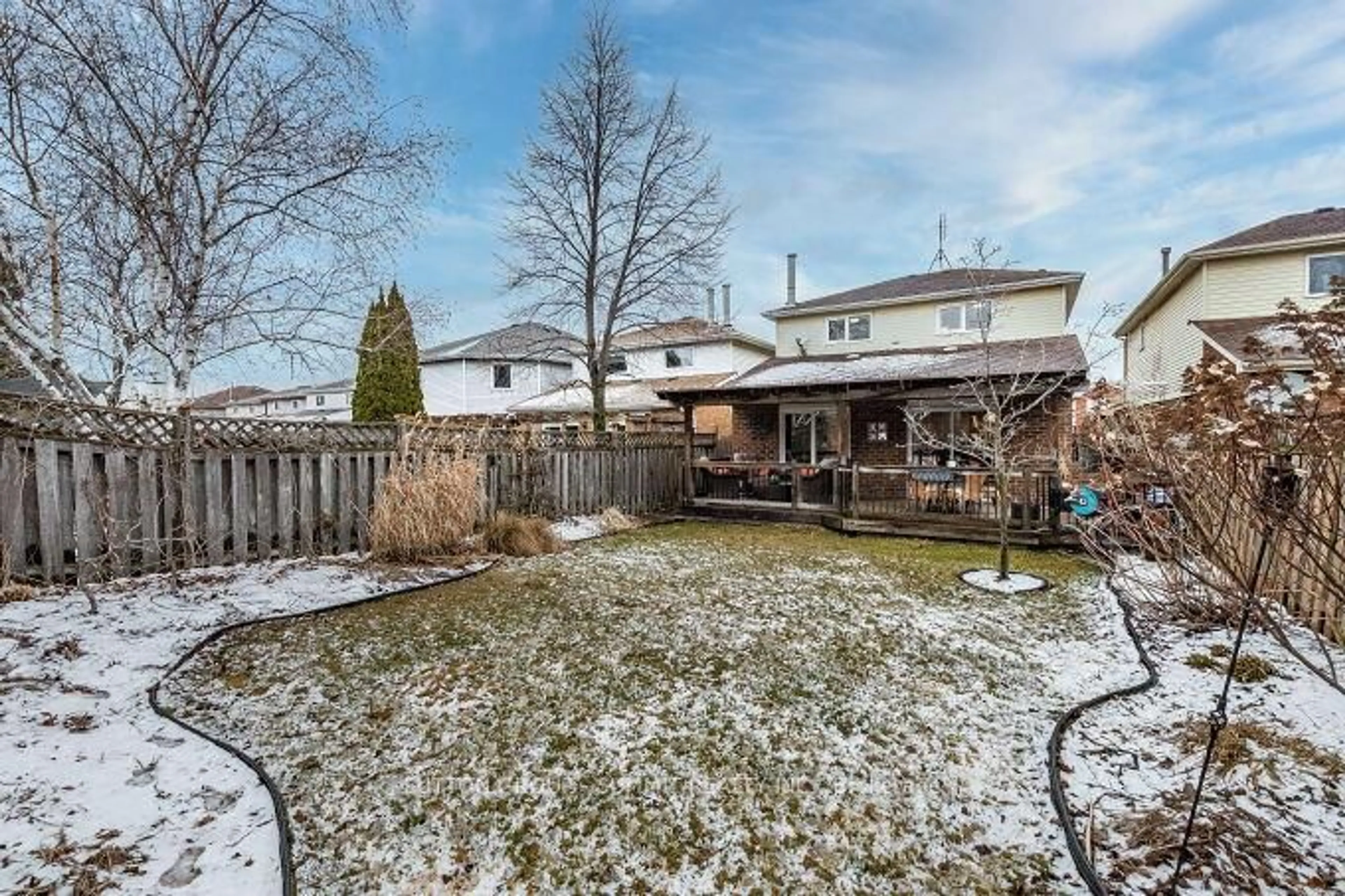 Patio, street for 3935 Rushton Cres, Mississauga Ontario L5L 4H9
