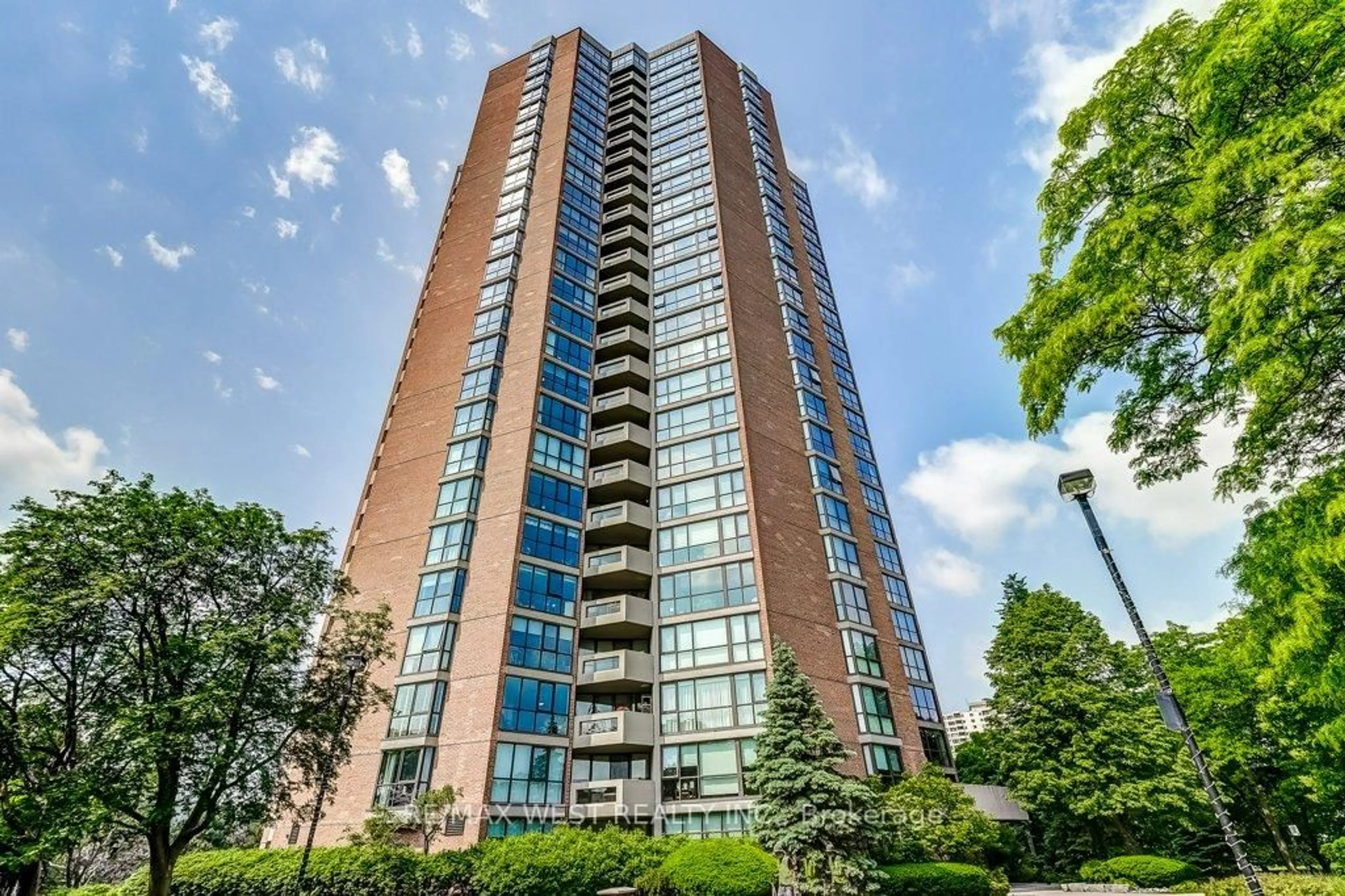 Unknown for 2000 Islington Ave #1707, Toronto Ontario M9P 3S7