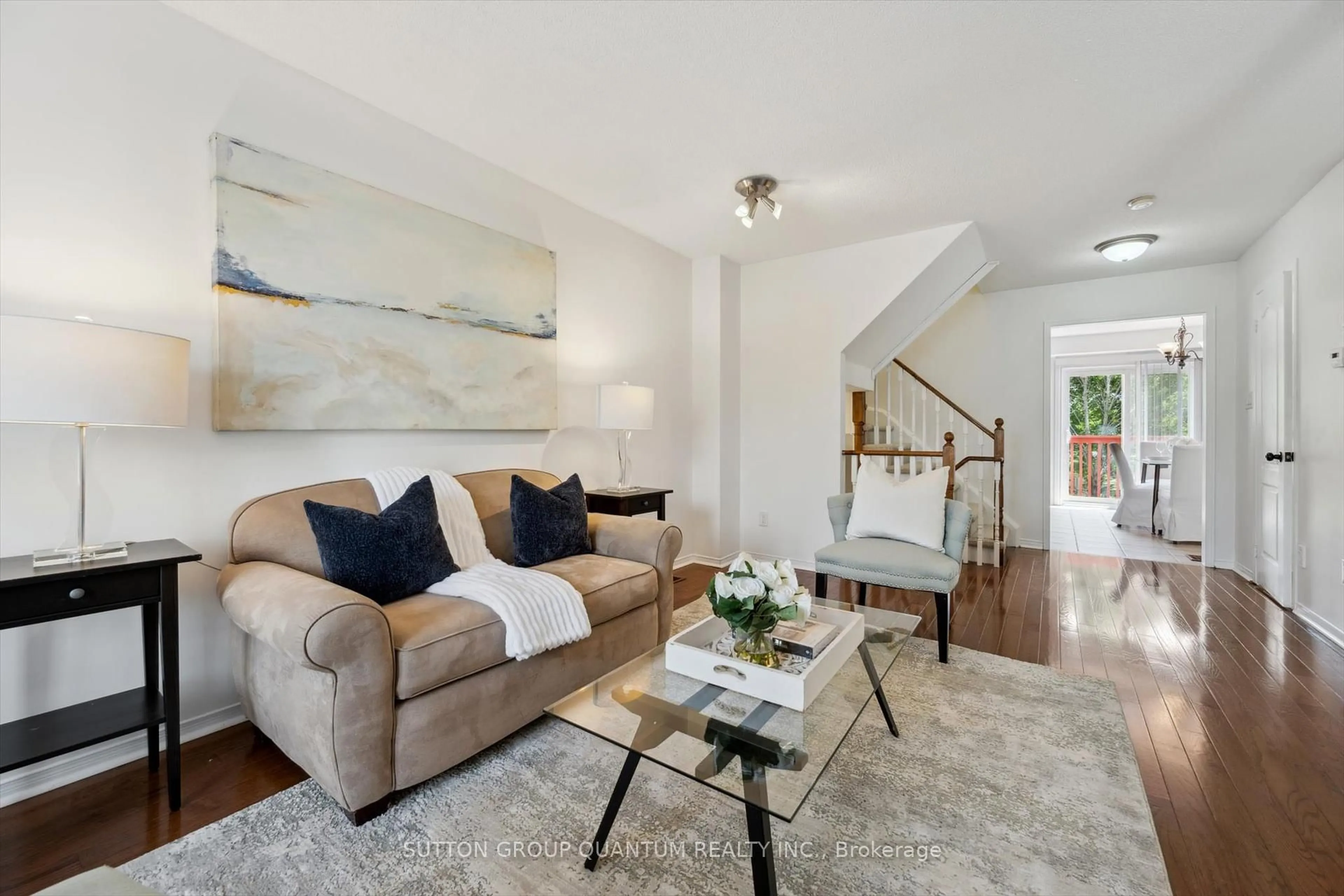 Living room with furniture, unknown for 2078 Glenhampton Rd, Oakville Ontario L6M 3X1