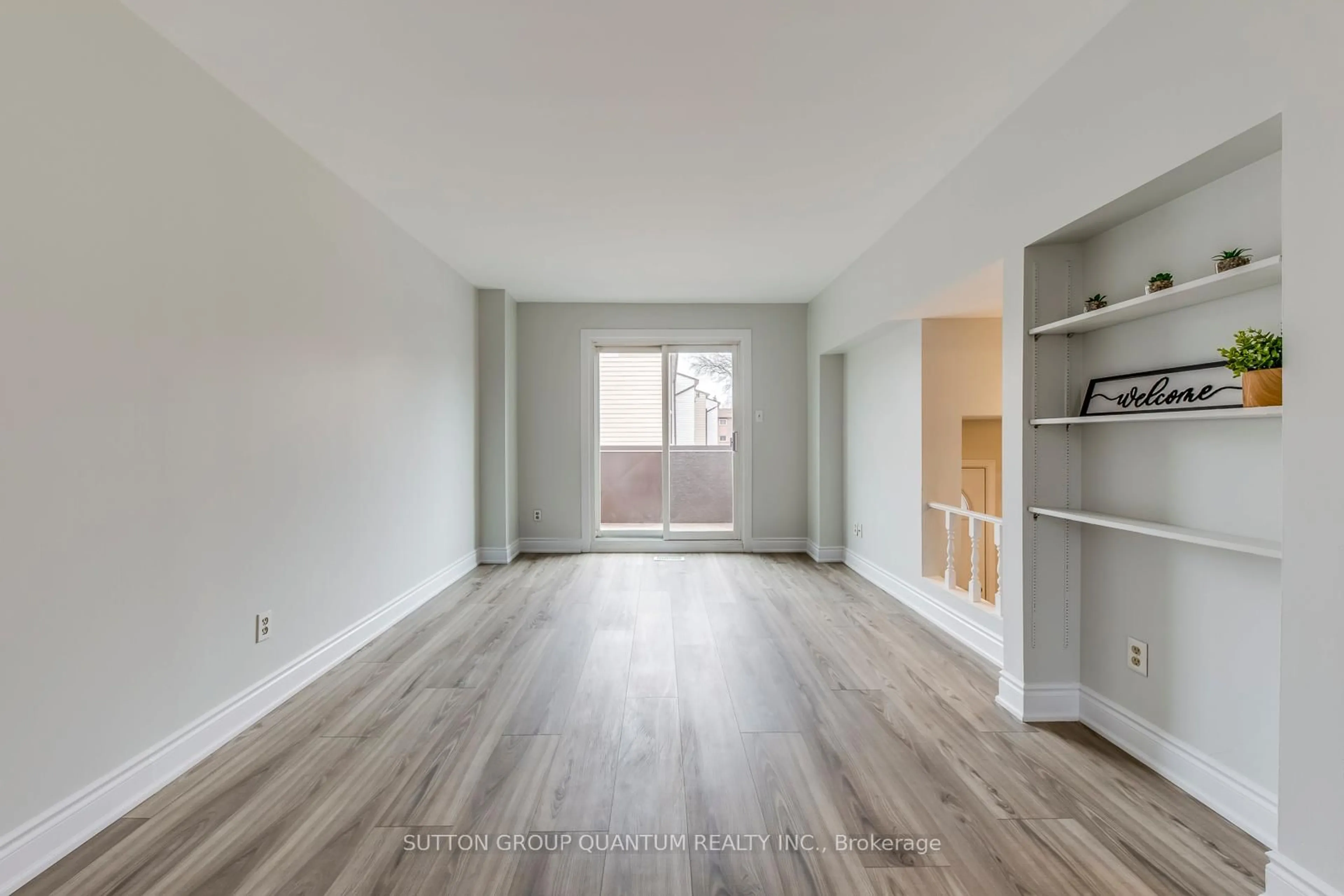 A pic of a room for 1221 Dundix Rd #89, Mississauga Ontario L4Y 3Y9
