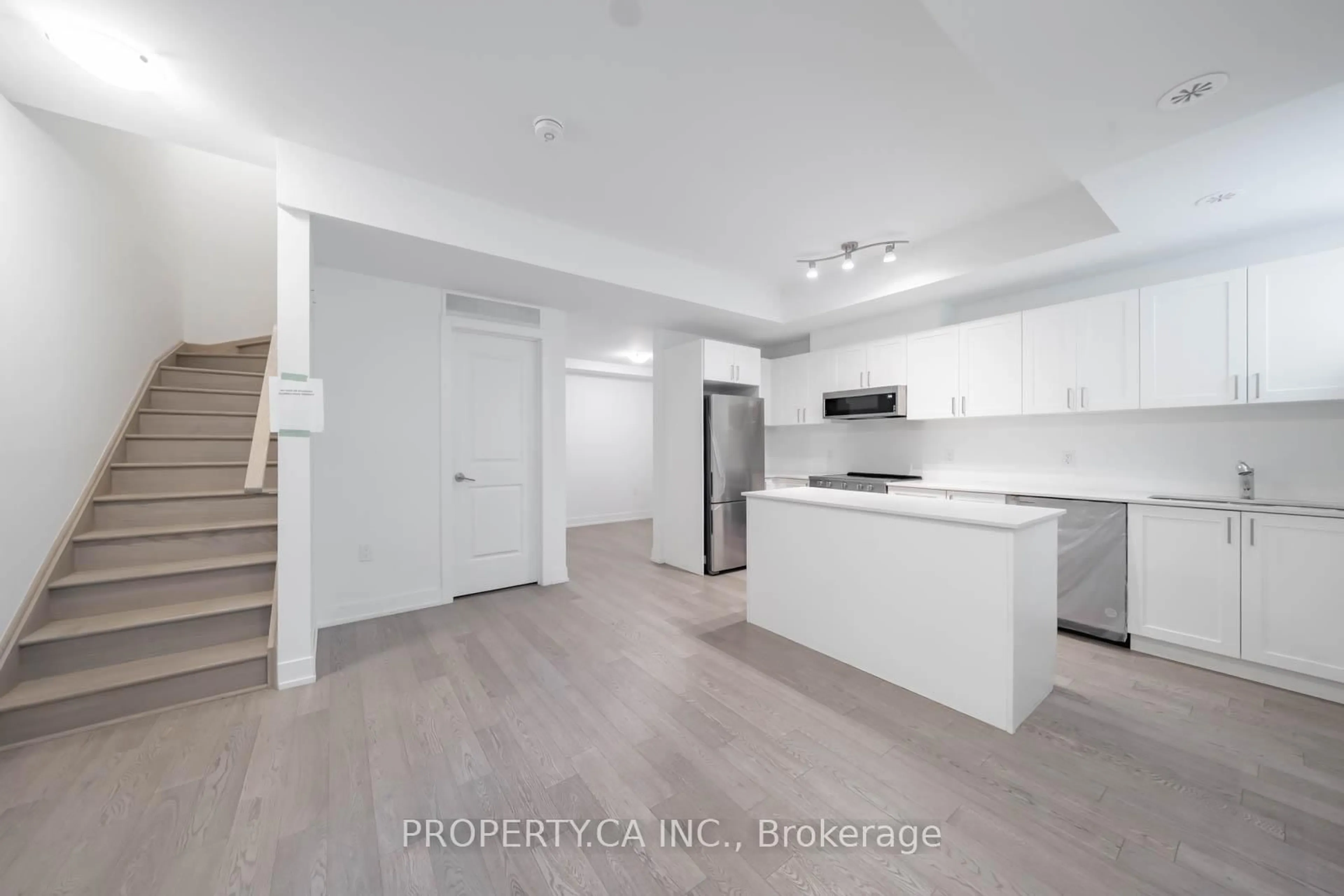 Open concept kitchen, unknown for 1115 Douglas McCurdy Common #103, Mississauga Ontario L5G 0C6