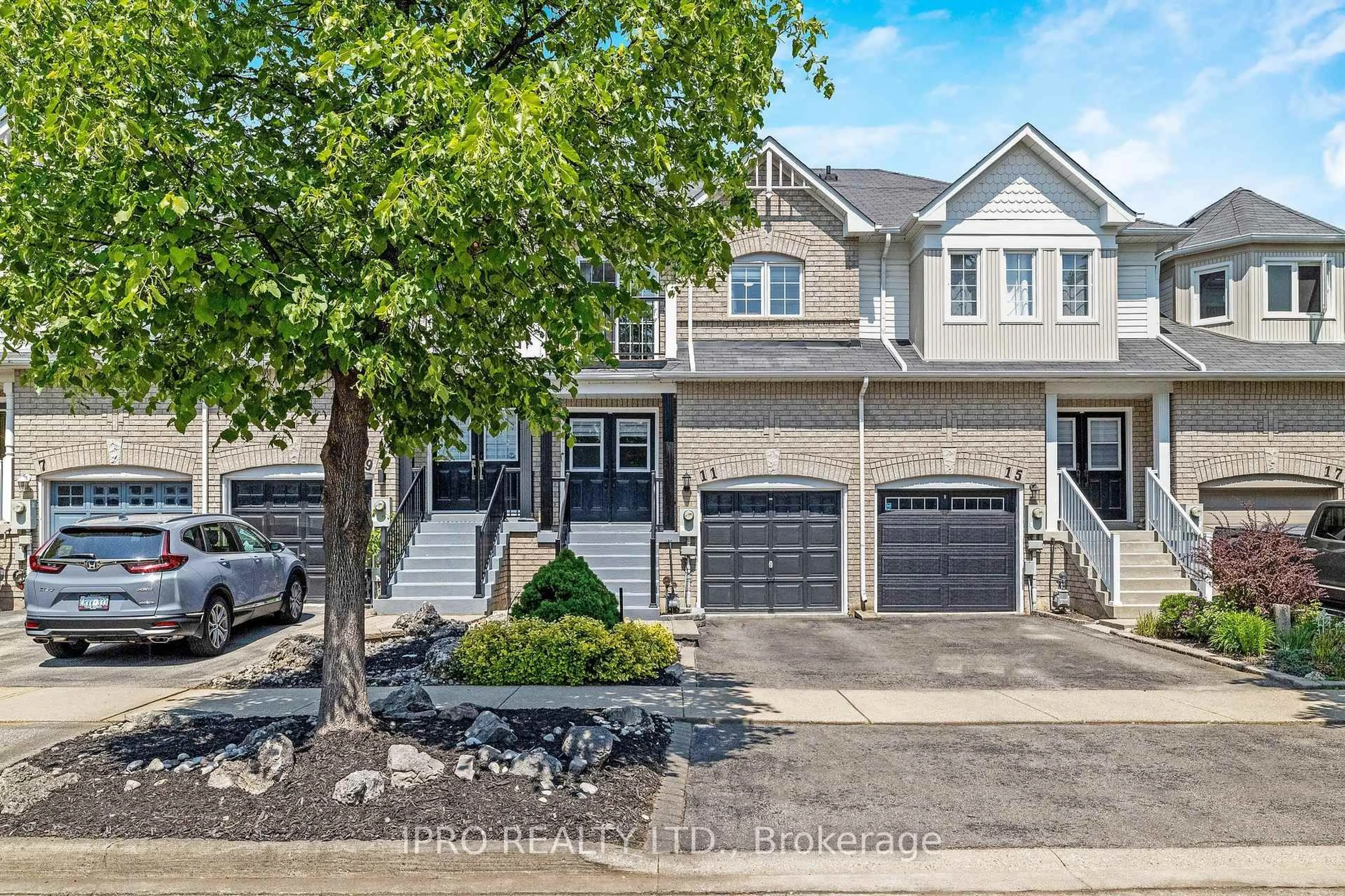 Unknown for 11 Harding St, Halton Hills Ontario L7G 6B1