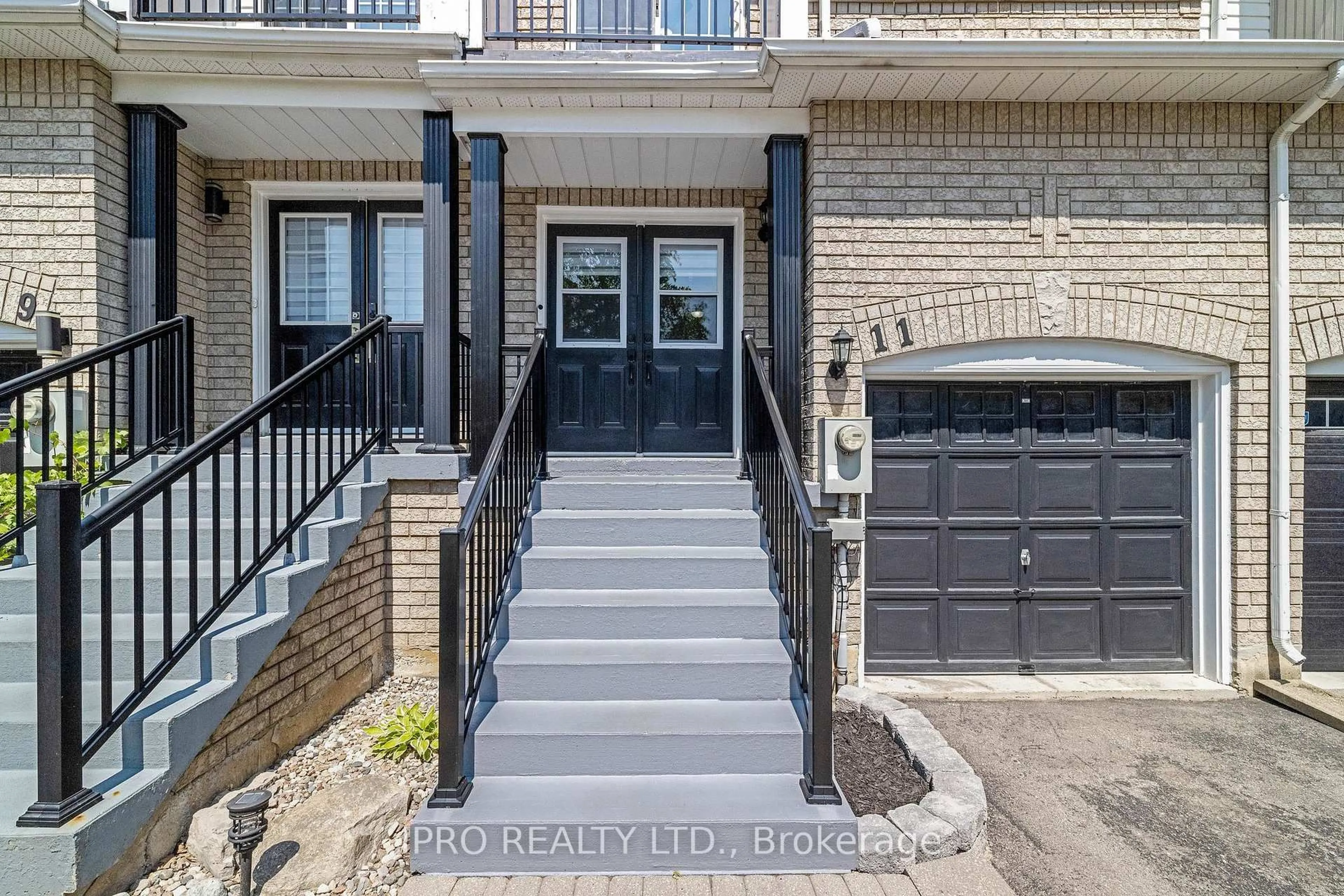 Unknown for 11 Harding St, Halton Hills Ontario L7G 6B1