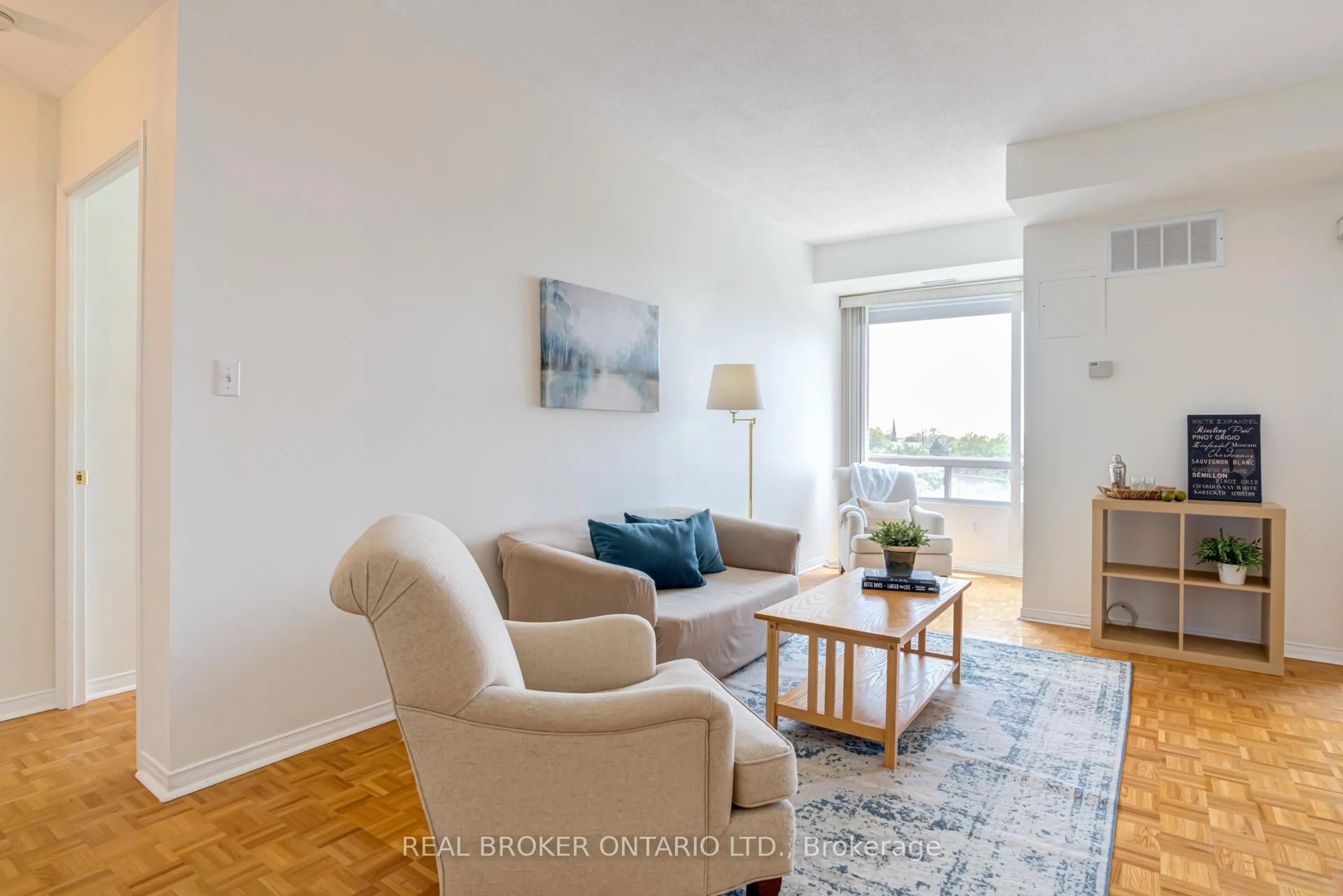 Living room with furniture, unknown for 32 Tannery St #602, Mississauga Ontario L5M 6T6
