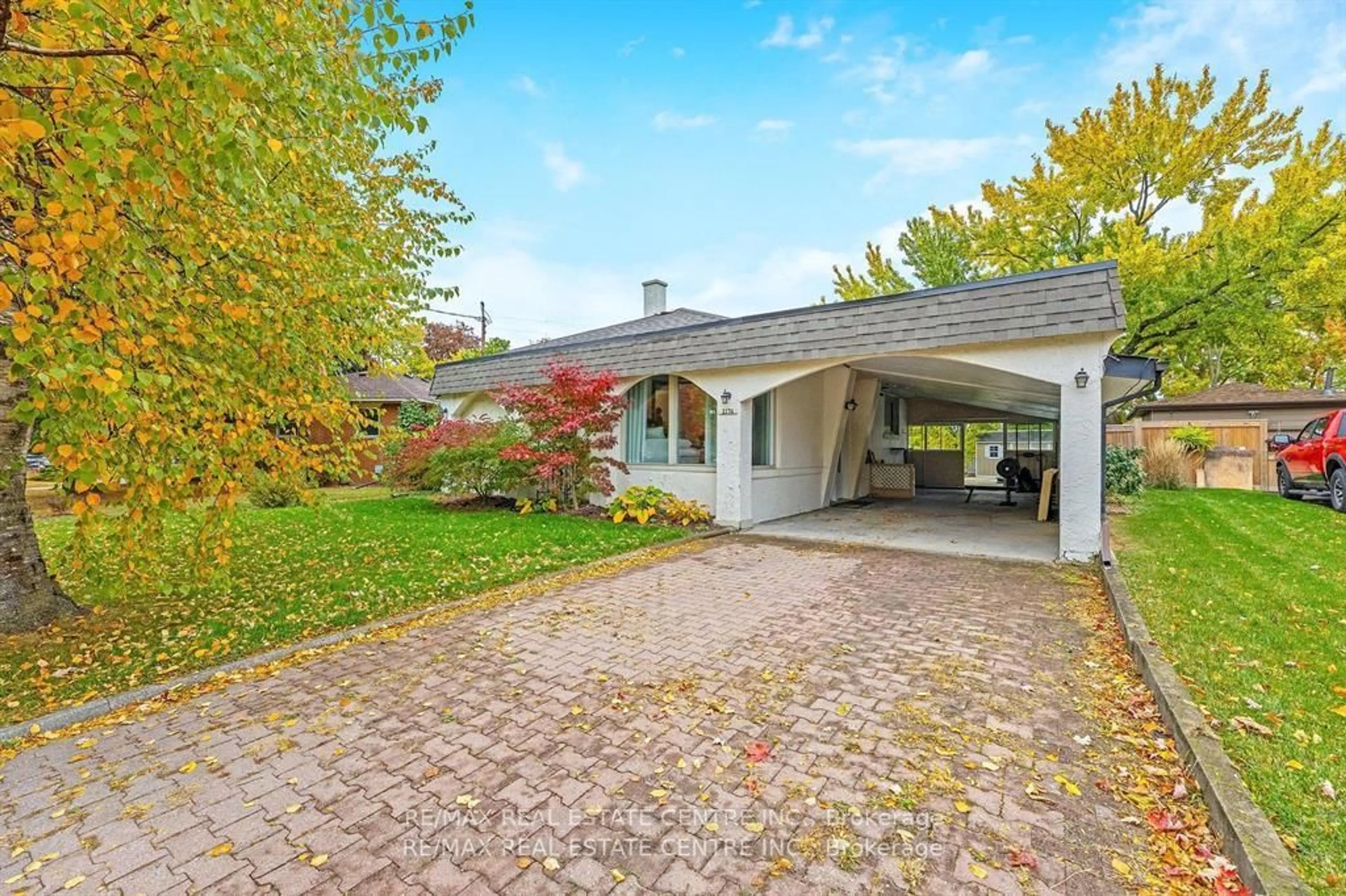 Unknown for 2176 Sunnydale Dr, Burlington Ontario L7P 1E7
