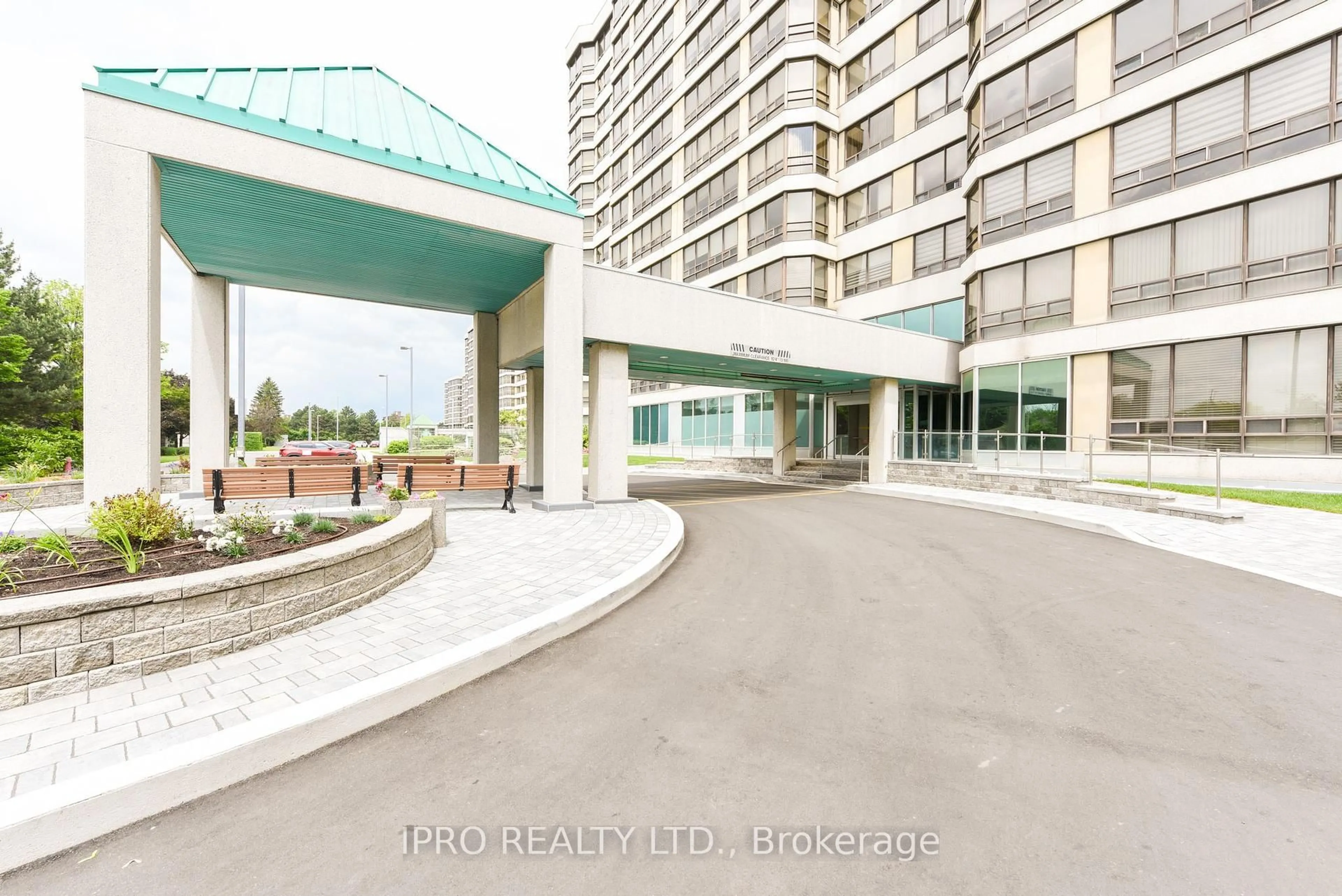 Unknown for 330 Mill St #1108, Brampton Ontario L6Y 3V3