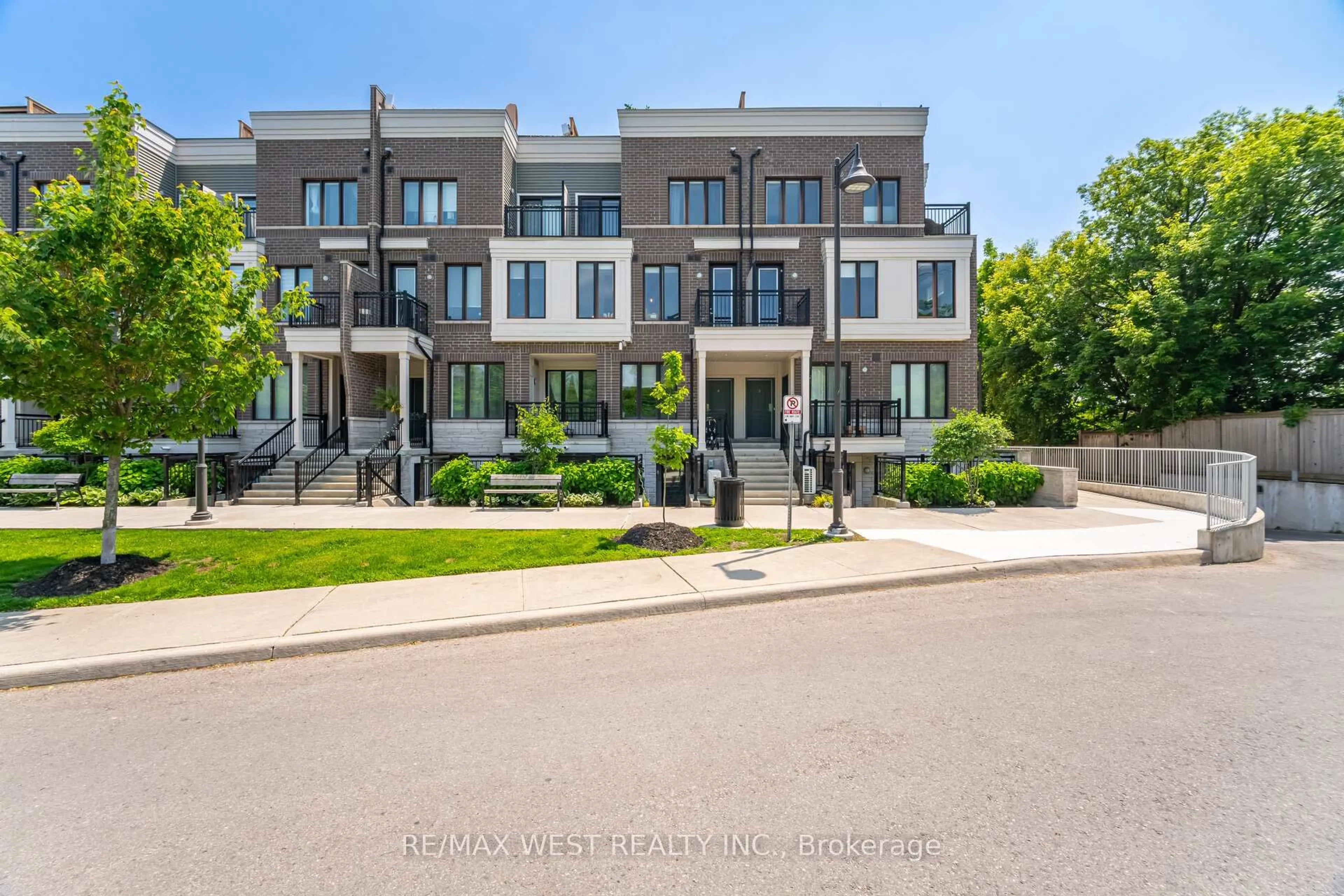 Unknown for 150 Long Branch Ave #4, Toronto Ontario M8W 0A9