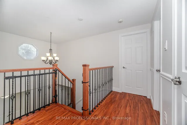Additional image 21 of 100 Tanager Sq