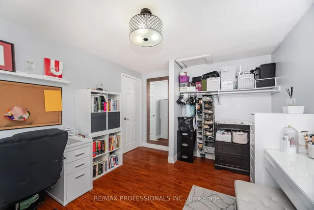 Additional image 29 of 100 Tanager Sq