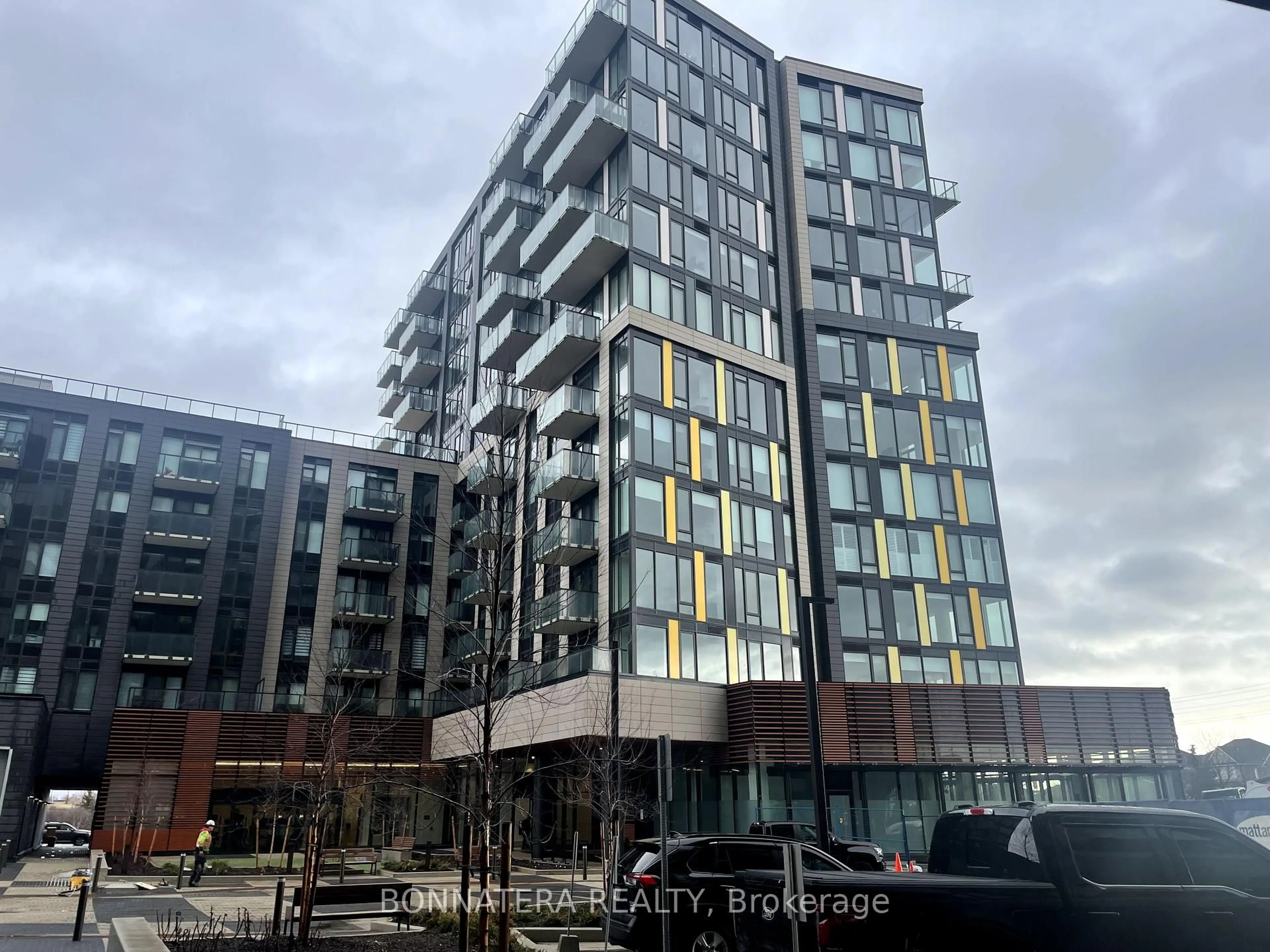 Unknown for 3006 William Cutmore Blvd #907, Oakville Ontario L6H 8A4