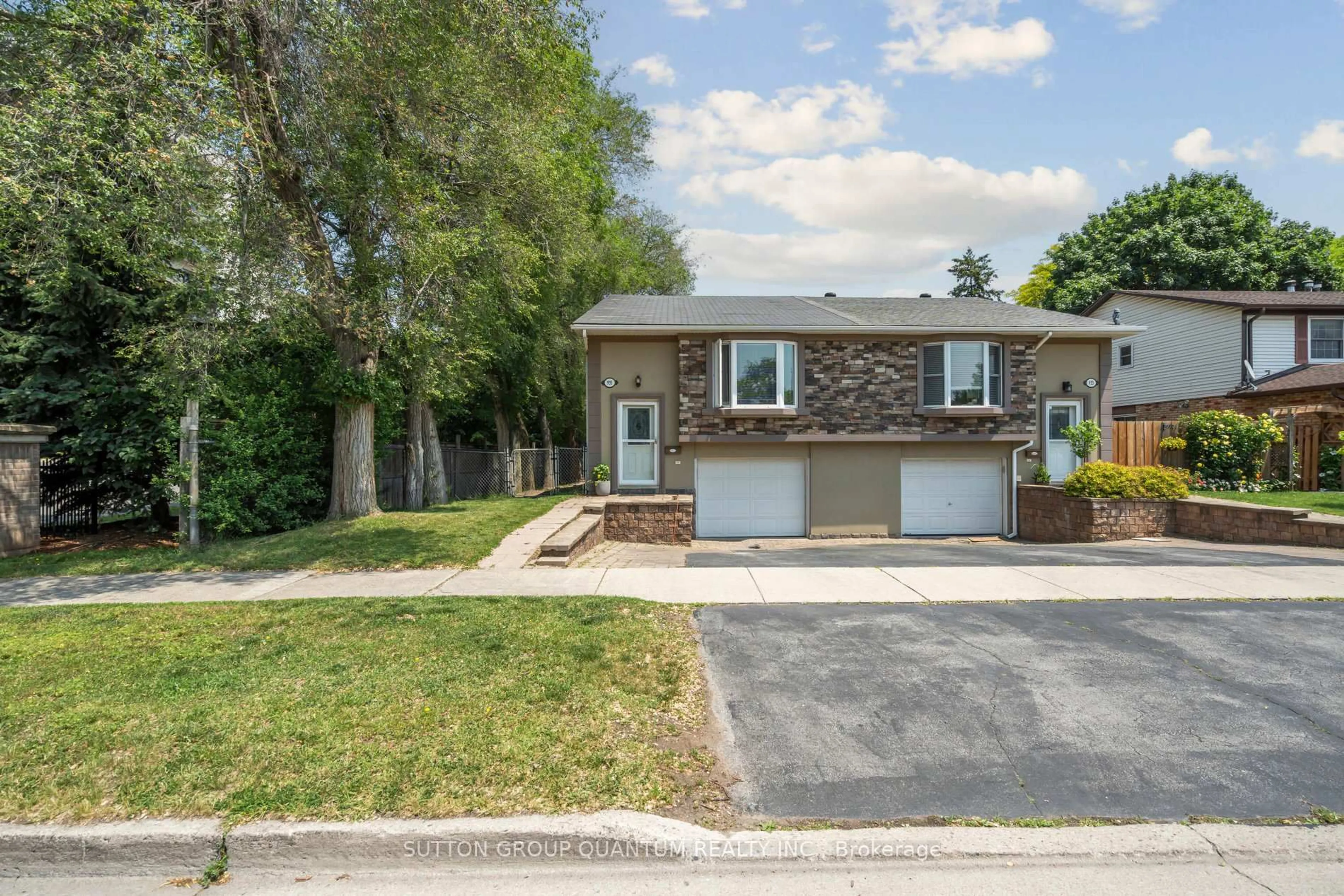 Unknown for 935 Daryl Dr, Burlington Ontario L7T 4C1
