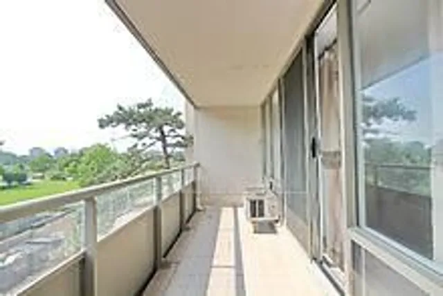 Additional property image - 19 Four Winds Dr Unit 312