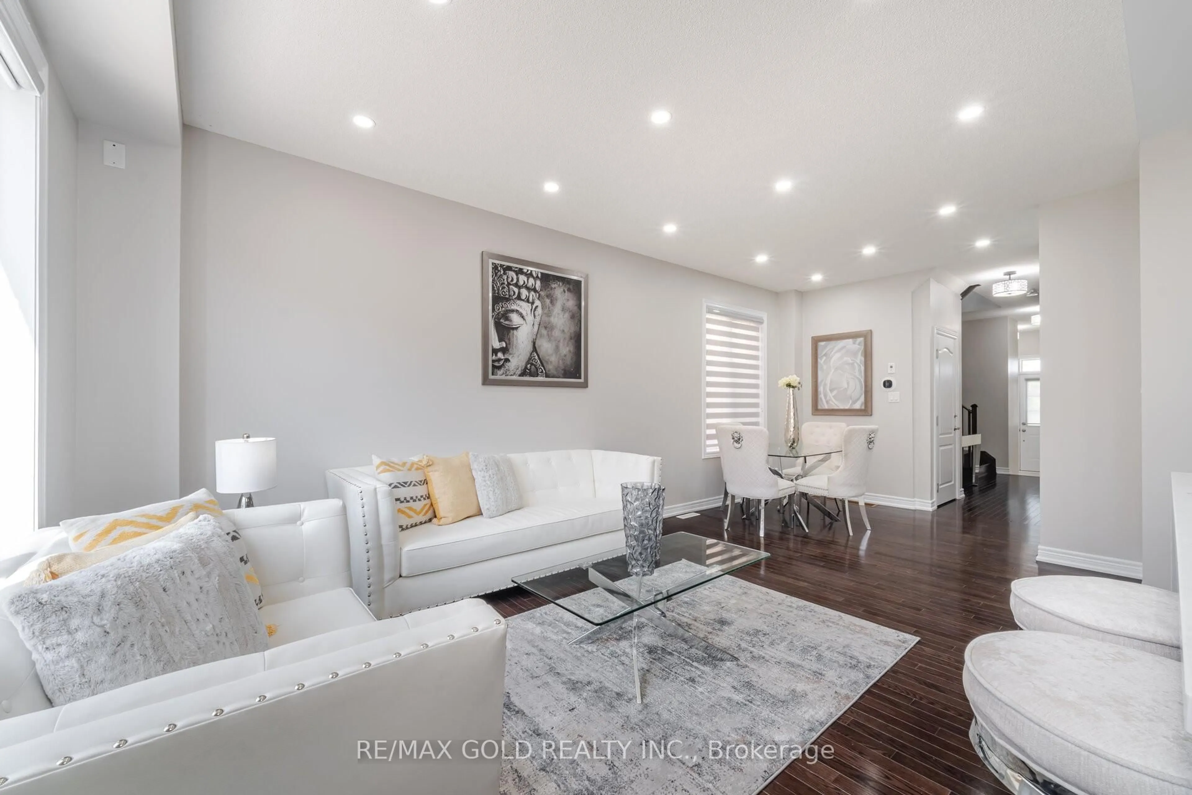 Living room with furniture, unknown for 109 Cobriza Cres, Brampton Ontario L7A 5A6