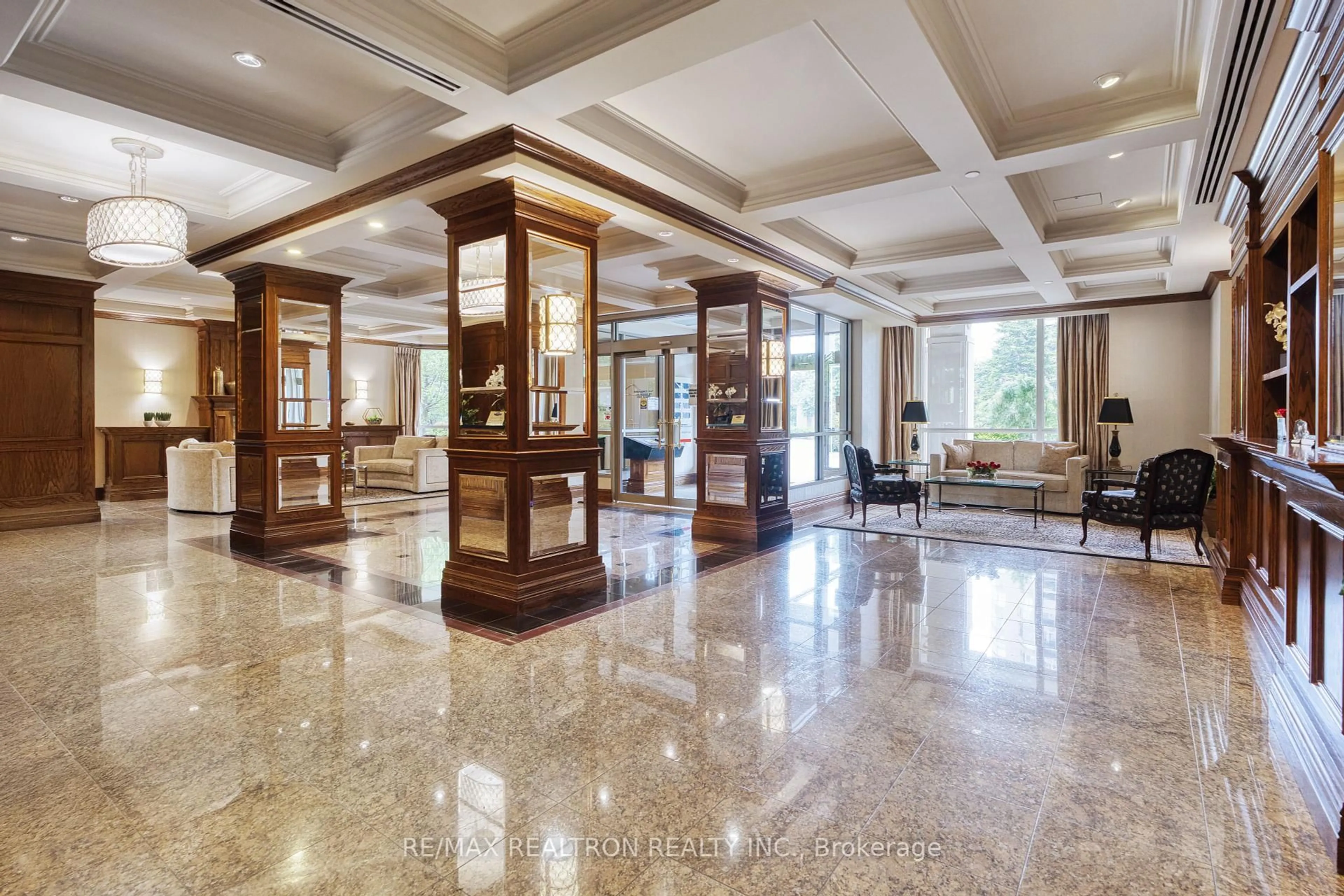Lobby for 1900 The Collegeway #1105, Mississauga Ontario L5L 5Y8