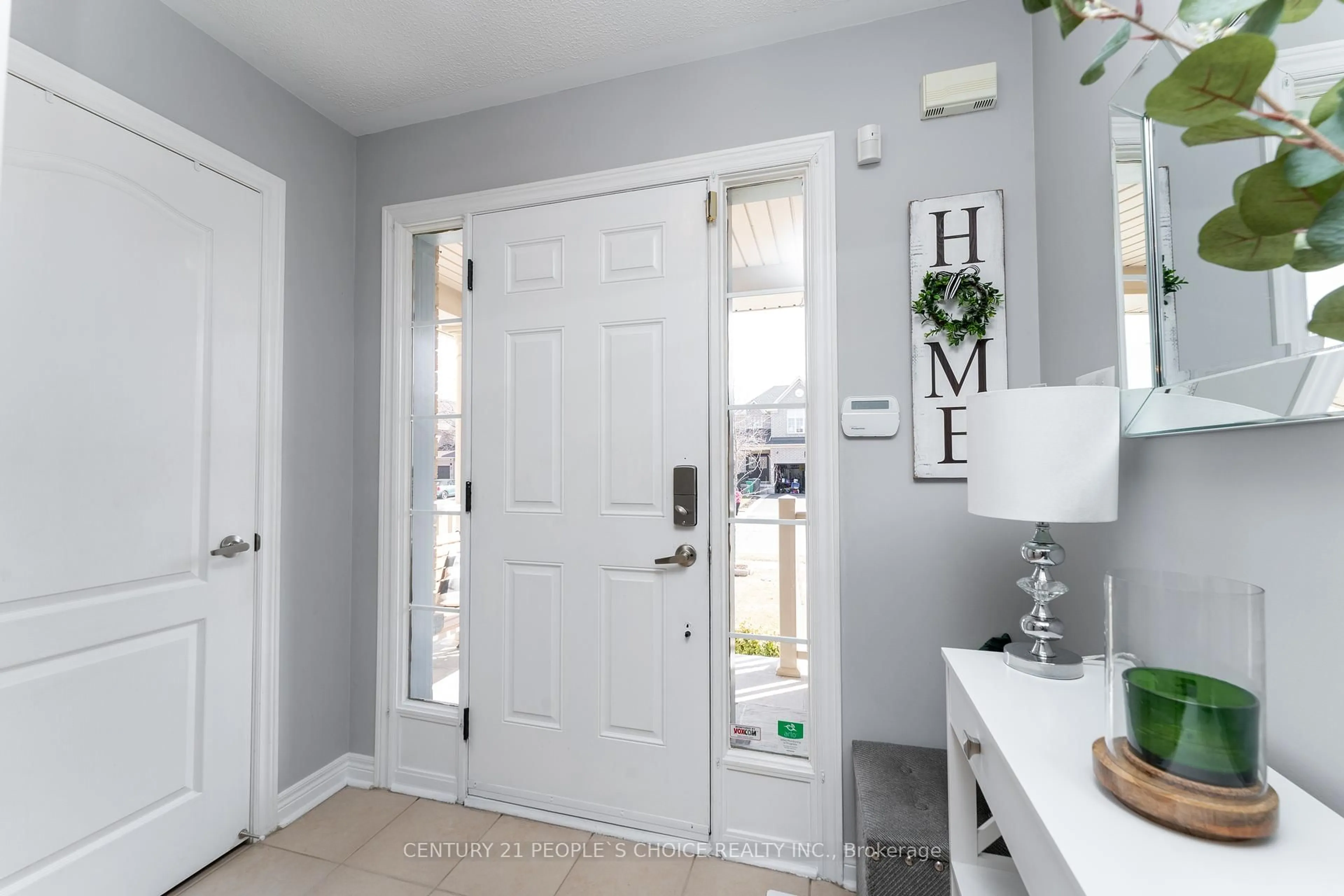Indoor entryway for 78 Buick Blvd, Brampton Ontario L7A 3X7