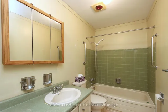 Additional property image - 873 HOLLYHILL Crt