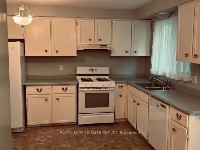 Additional property image - 873 HOLLYHILL Crt