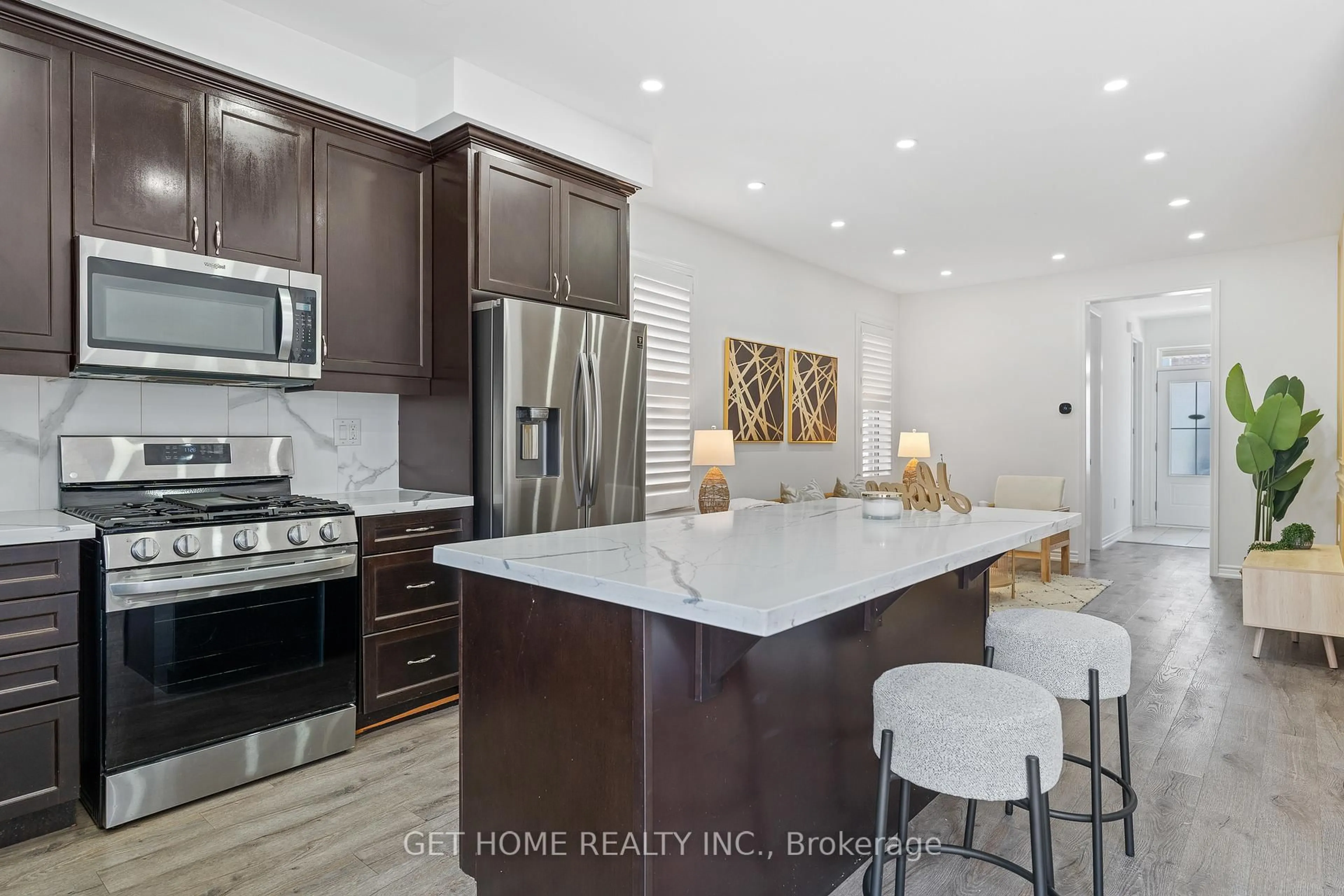 Open concept kitchen, ceramic/tile floor for 975 Whitlock Ave #82, Milton Ontario L9E 1S9