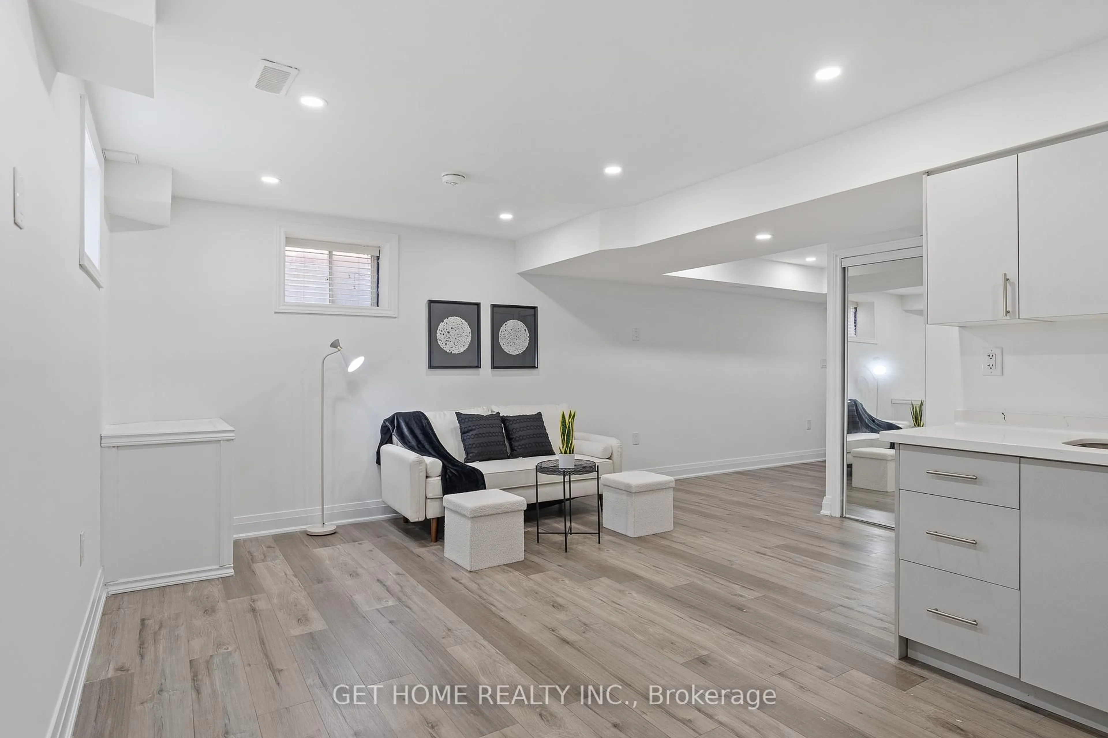A pic of a room for 975 Whitlock Ave #82, Milton Ontario L9E 1S9