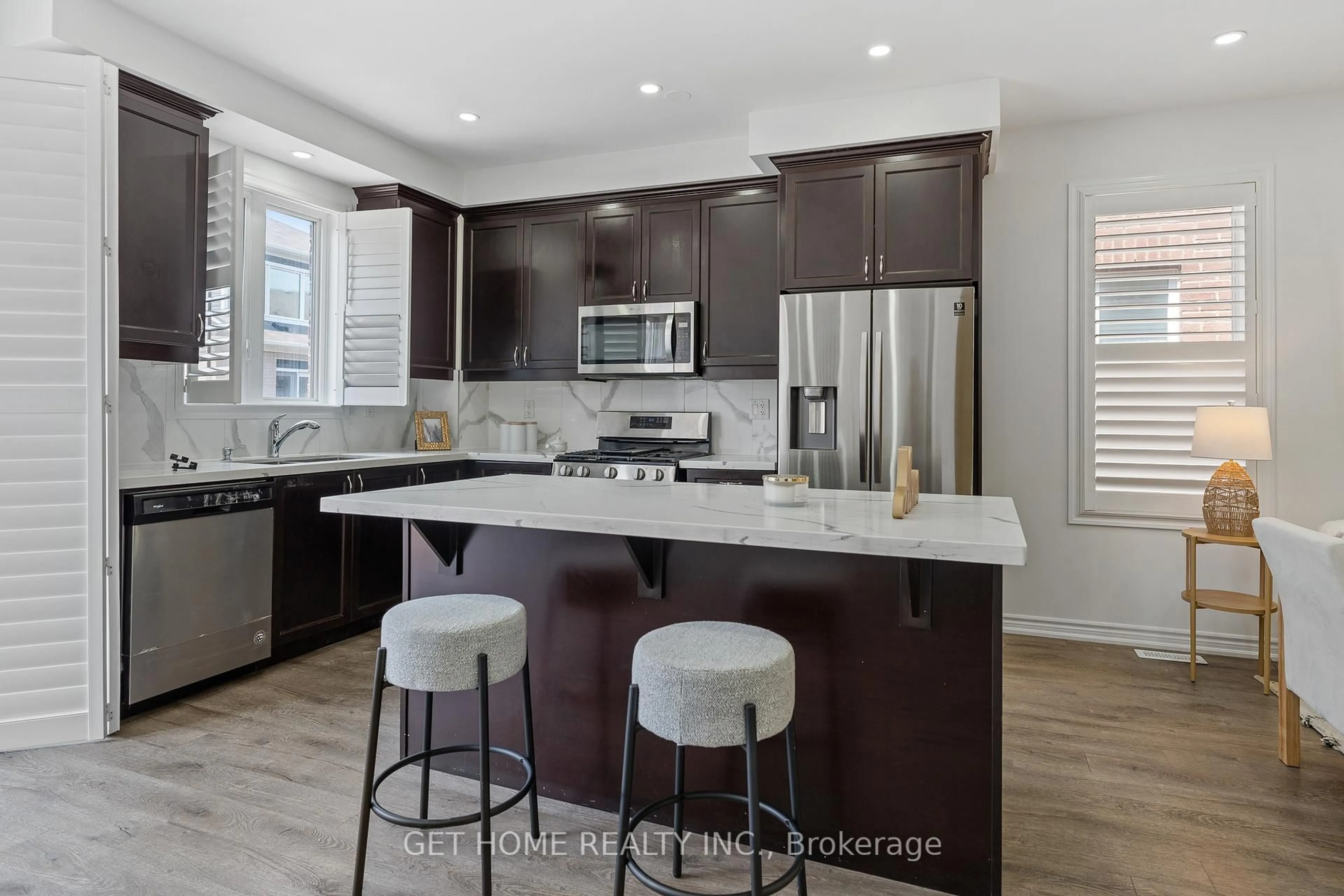 Open concept kitchen, ceramic/tile floor for 975 Whitlock Ave #82, Milton Ontario L9E 1S9