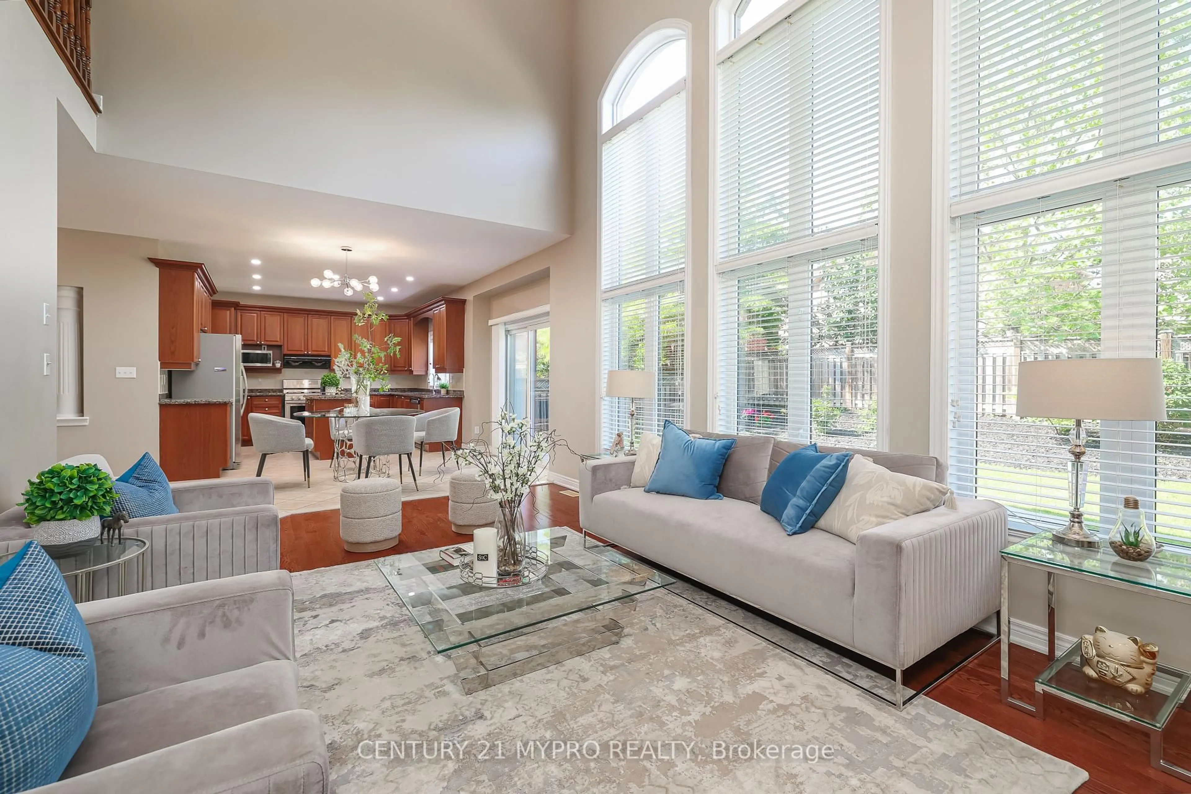 Living room with furniture, unknown for 2446 Tesla Cres, Oakville Ontario L6H 7T6