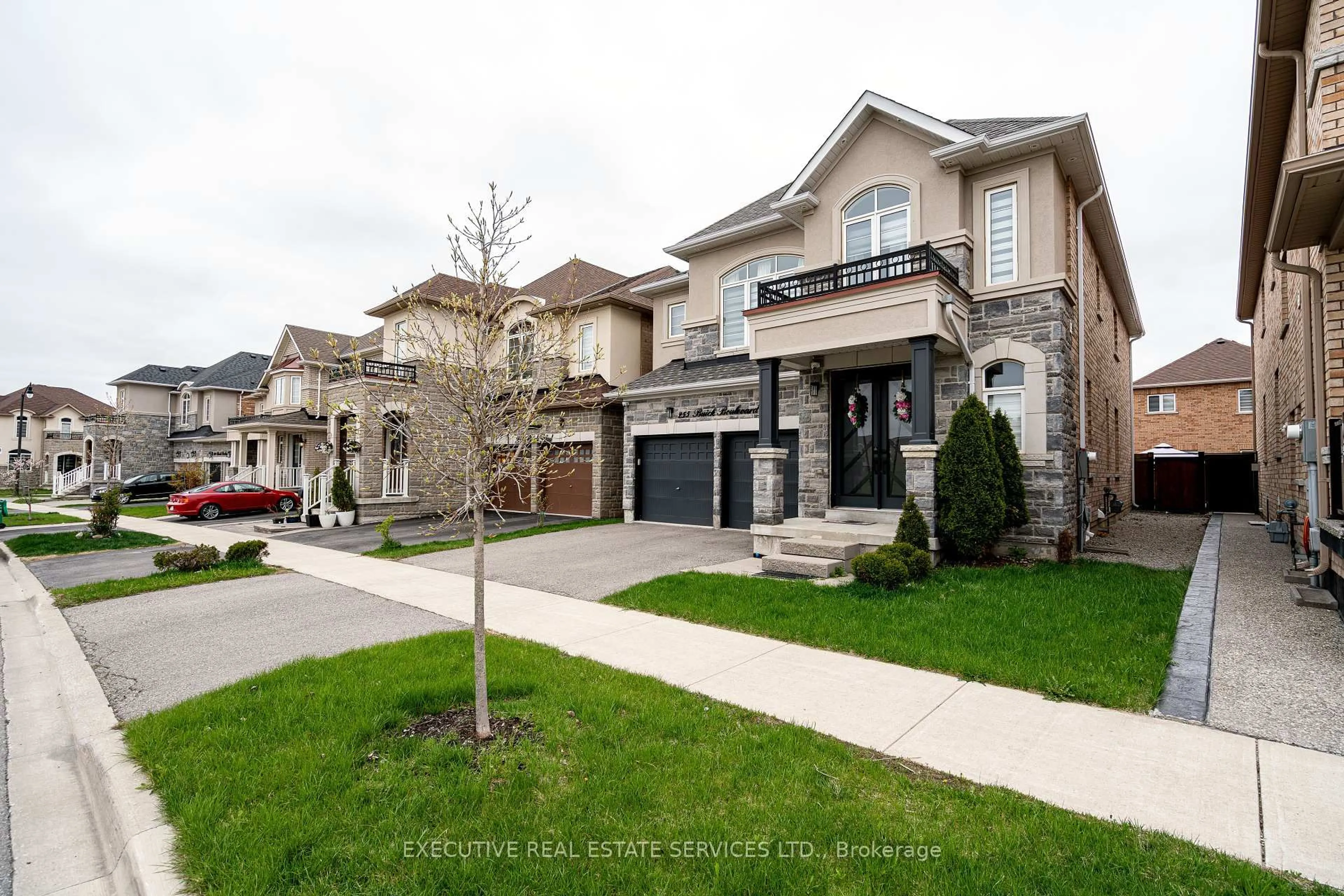 Home with brick exterior material, street for 255 Buick Blvd, Brampton Ontario L7A 4M7