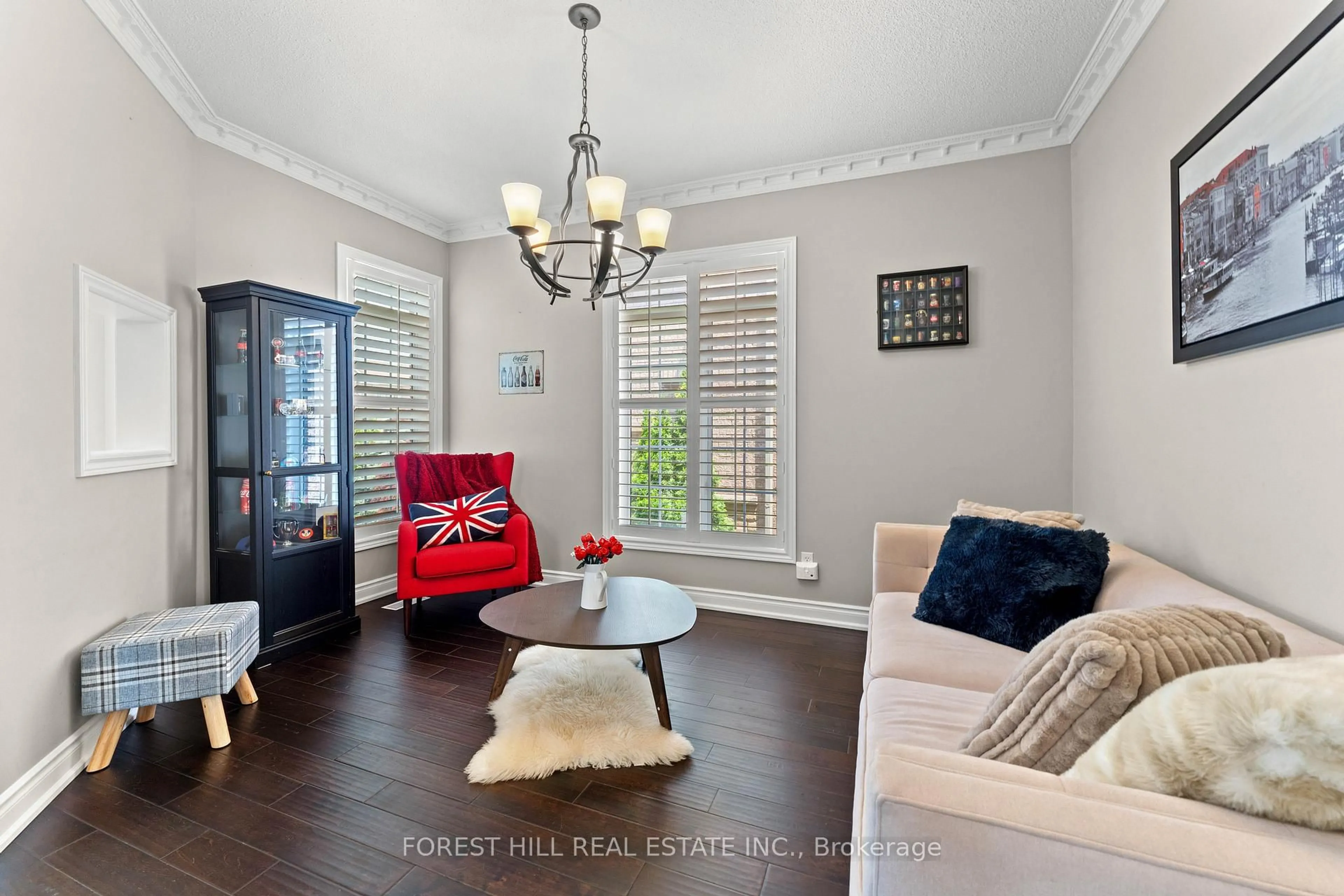 Living room with furniture, wood/laminate floor for 2332 Glenfield Rd, Oakville Ontario L6M 3V1