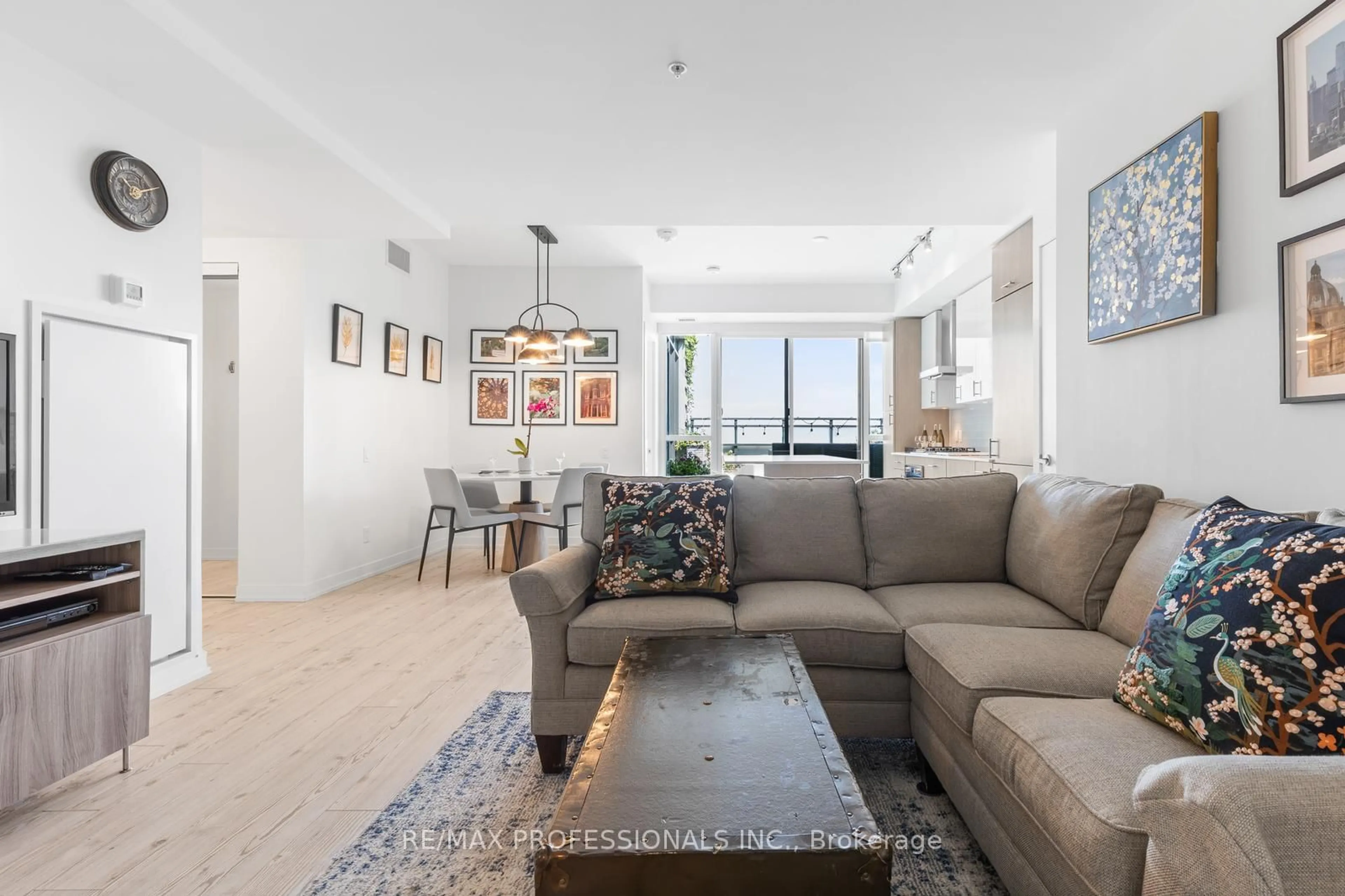 Living room with furniture, unknown for 38 Howard Park #714, Toronto Ontario M6R 0A7