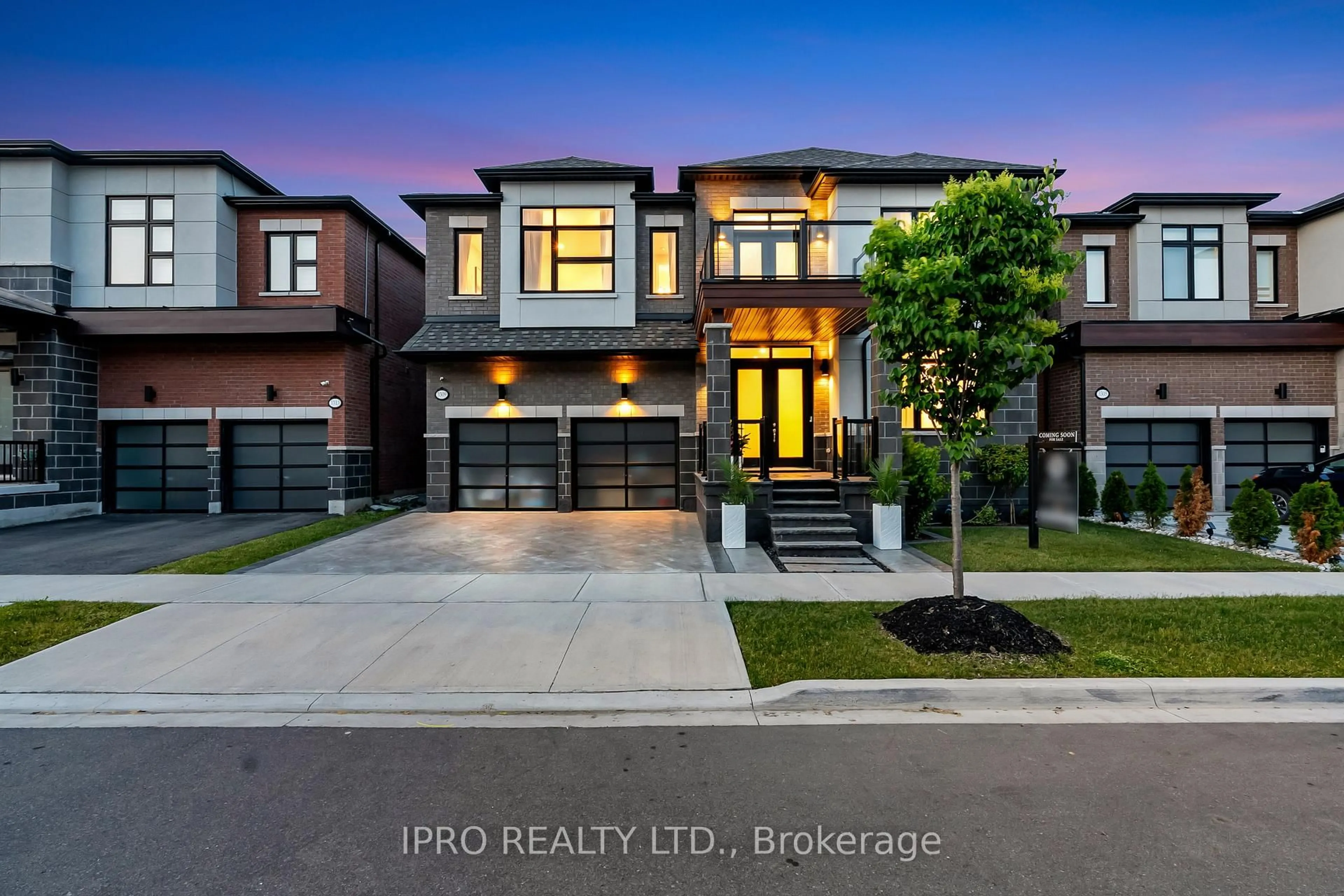 Home with brick exterior material, street for 3309 Sunningdale Gardens, Oakville Ontario L6M 4K3