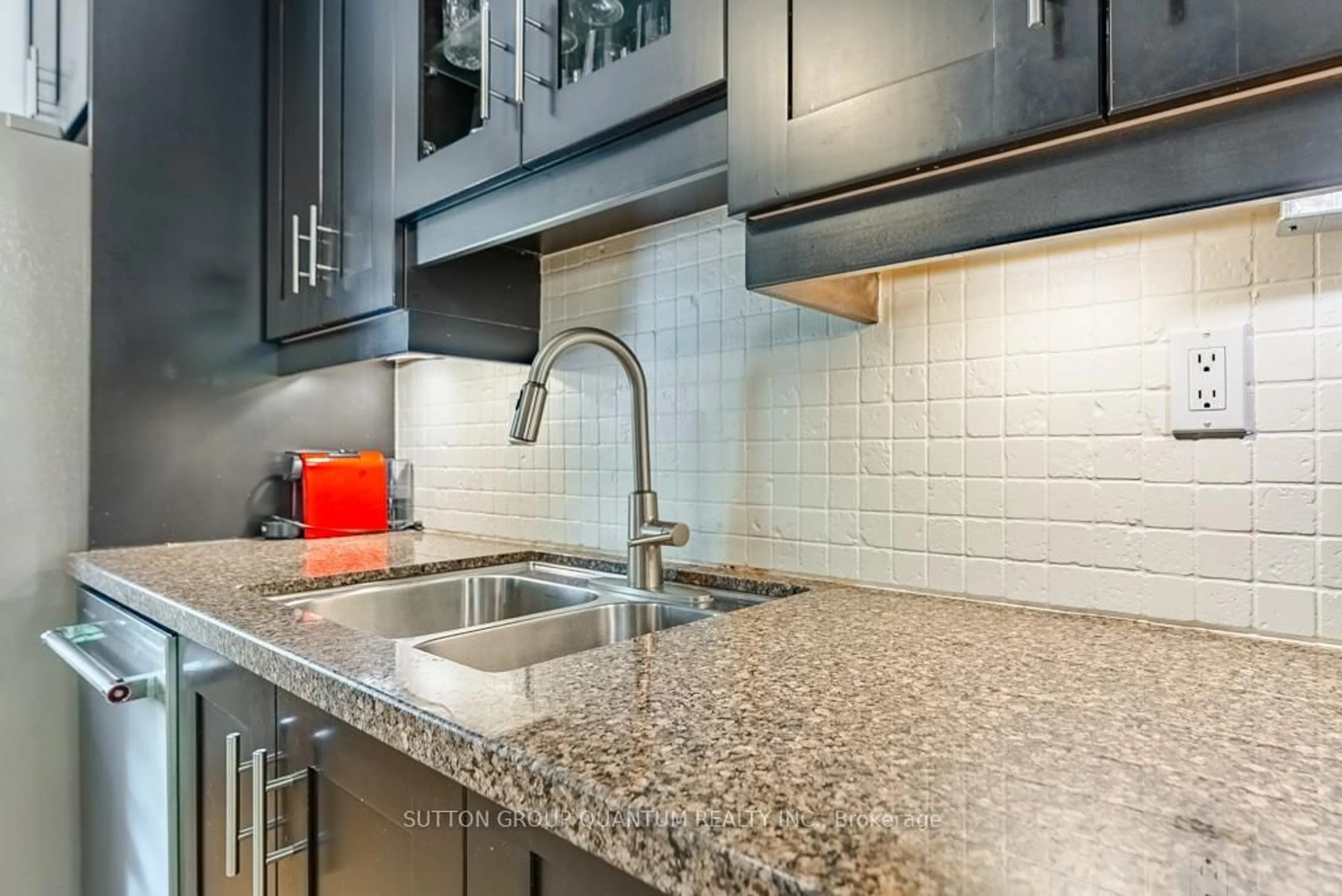 Unknown for 72 Normandy Pl, Oakville Ontario L6K 2Z5