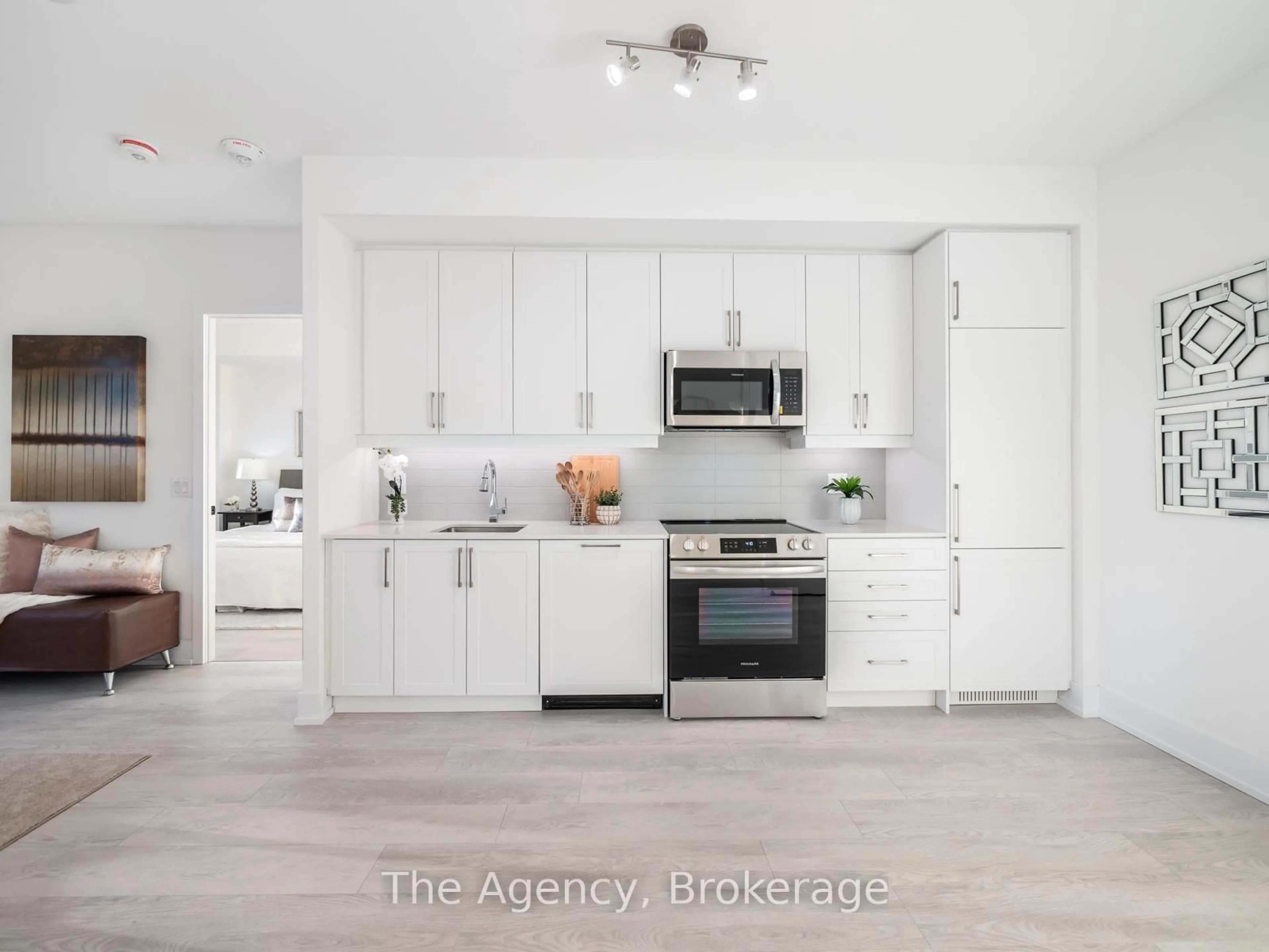 Open concept kitchen, unknown for 2450 Old Bronte Rd #339, Oakville Ontario L6M 4J2