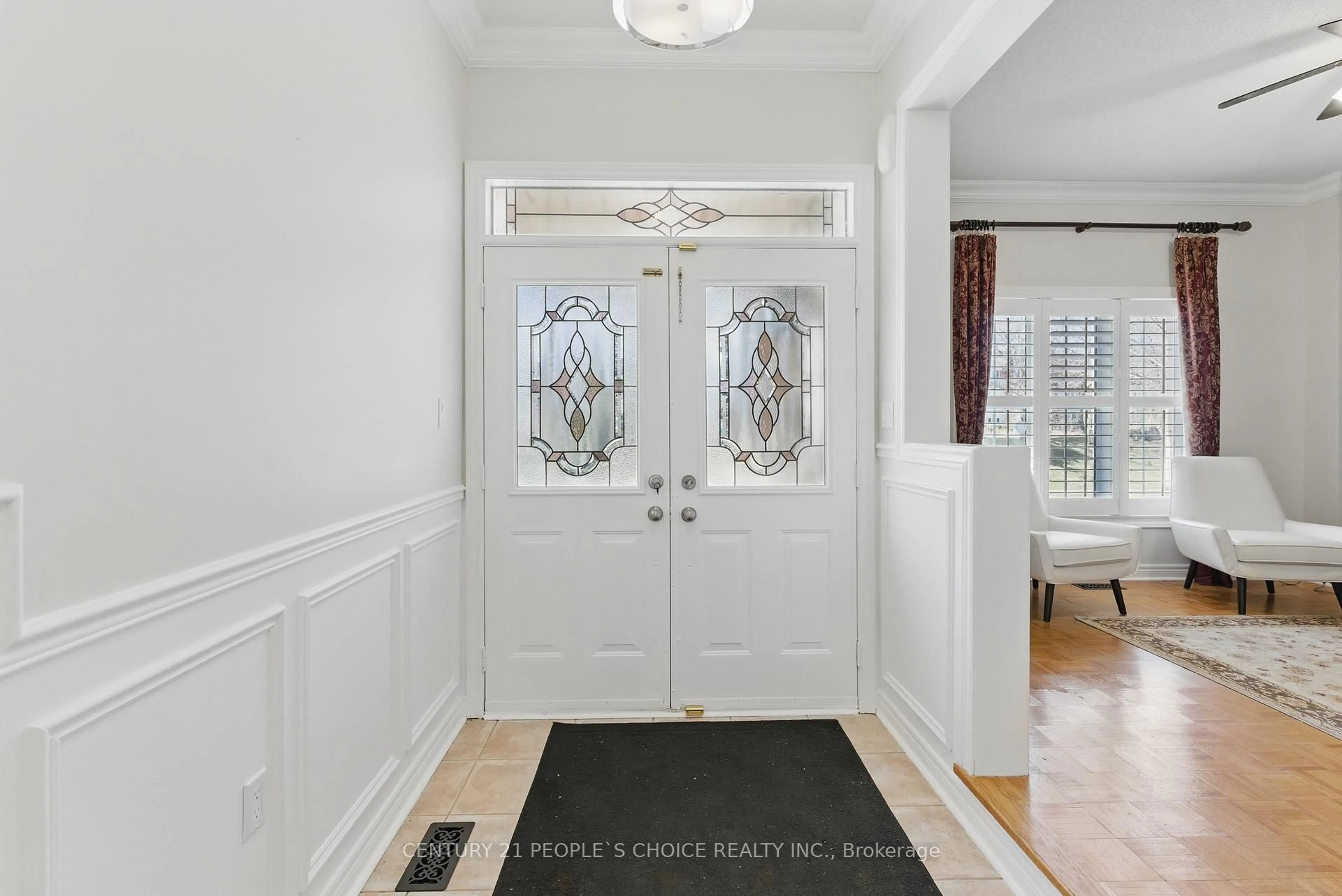 Indoor entryway for 488 Morning Dove Dr, Oakville Ontario L6H 7A5