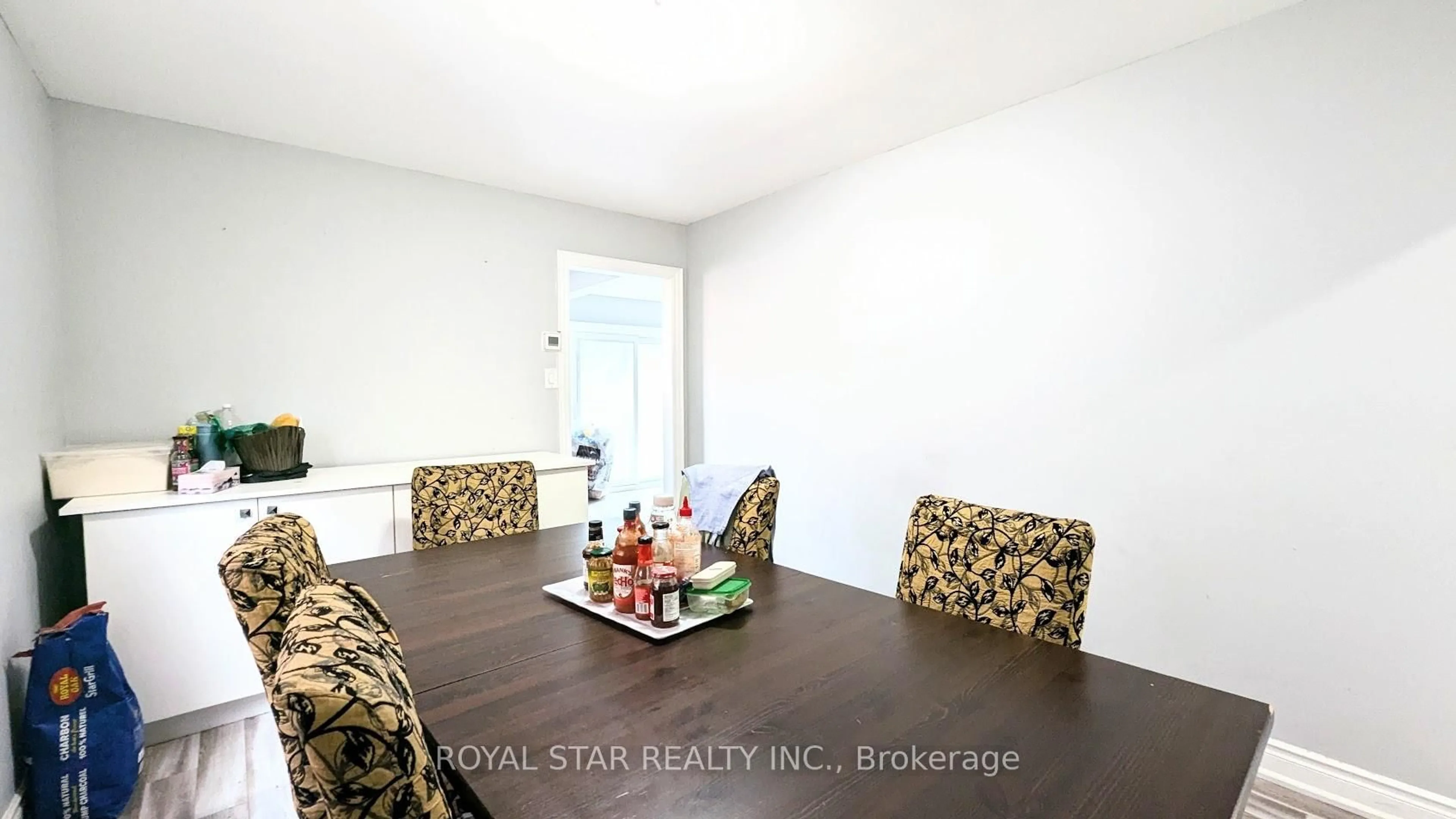 Unknown for 12 Oaklea Blvd, Brampton Ontario L6Y 4G7