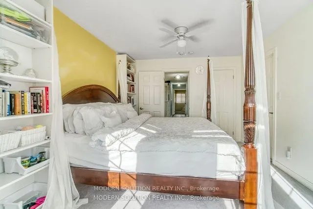 Additional image 27 of 552 Bessborough Dr
