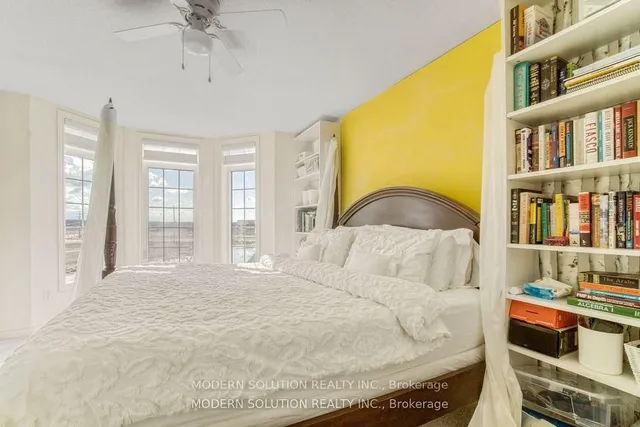 Additional image 18 of 552 Bessborough Dr