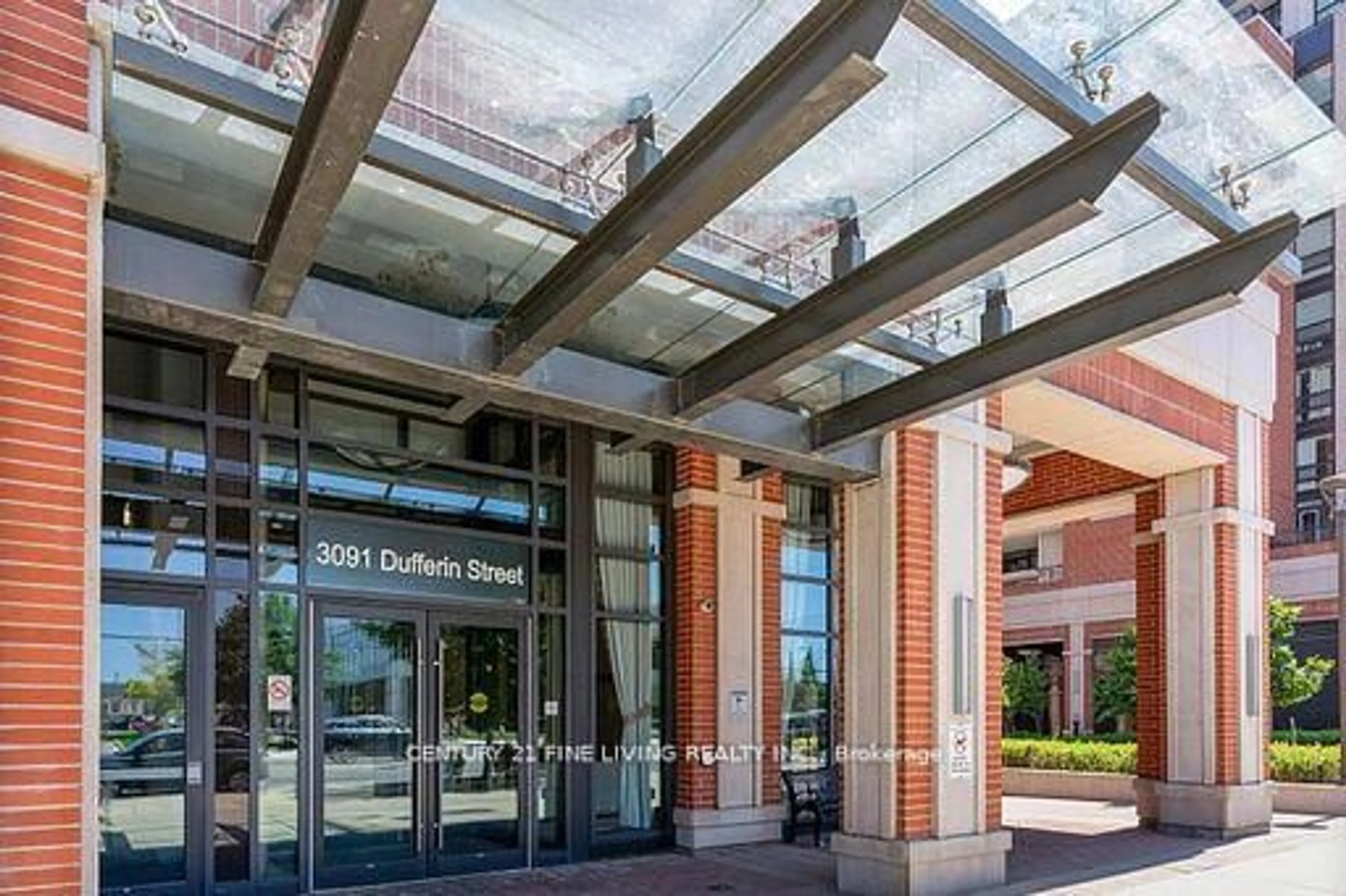 Indoor foyer for 3091 Dufferin St #1304, Toronto Ontario M6A 0C4