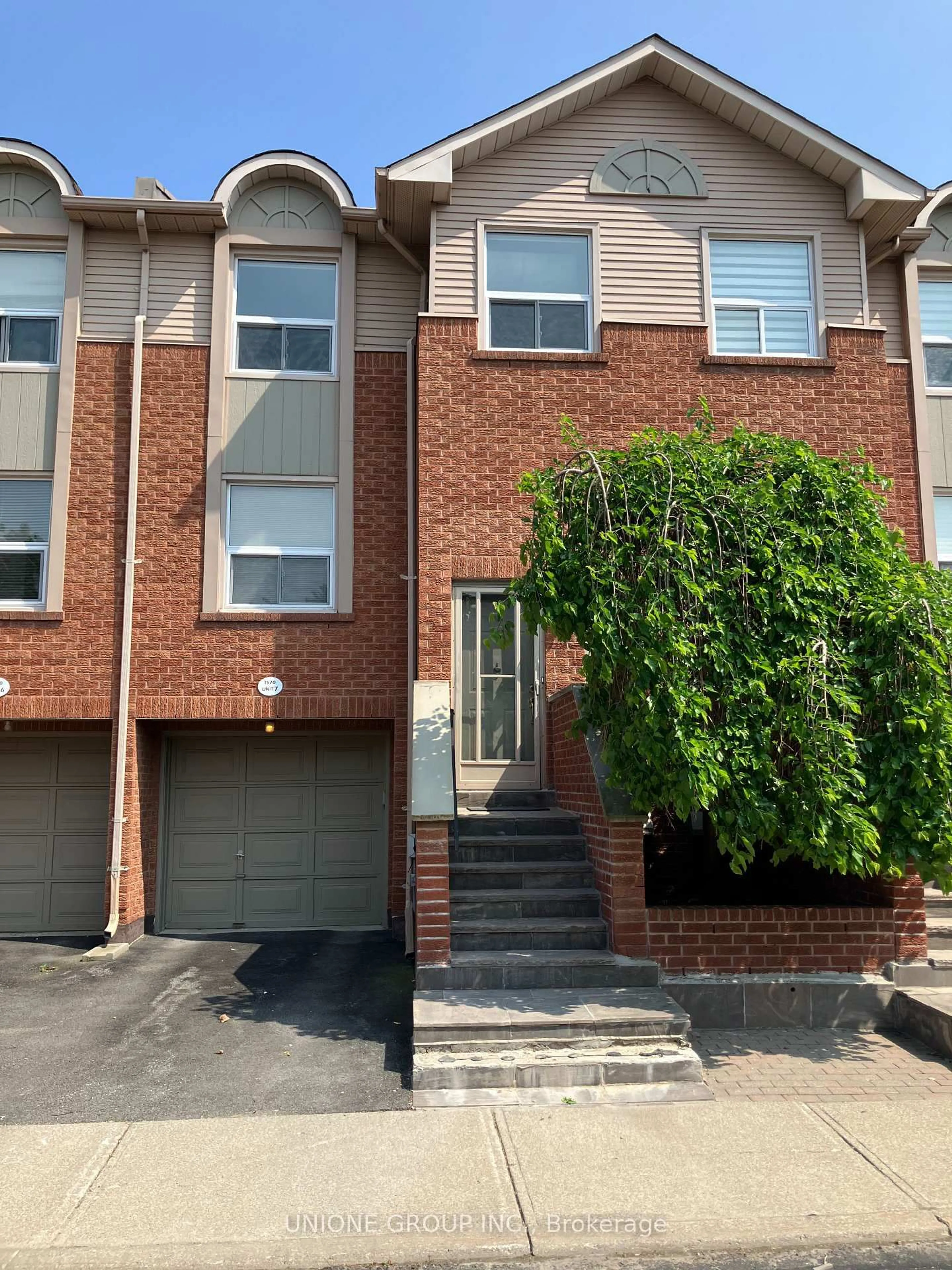 Unknown for 1570 Reeves Gate #7, Oakville Ontario L6M 3J3