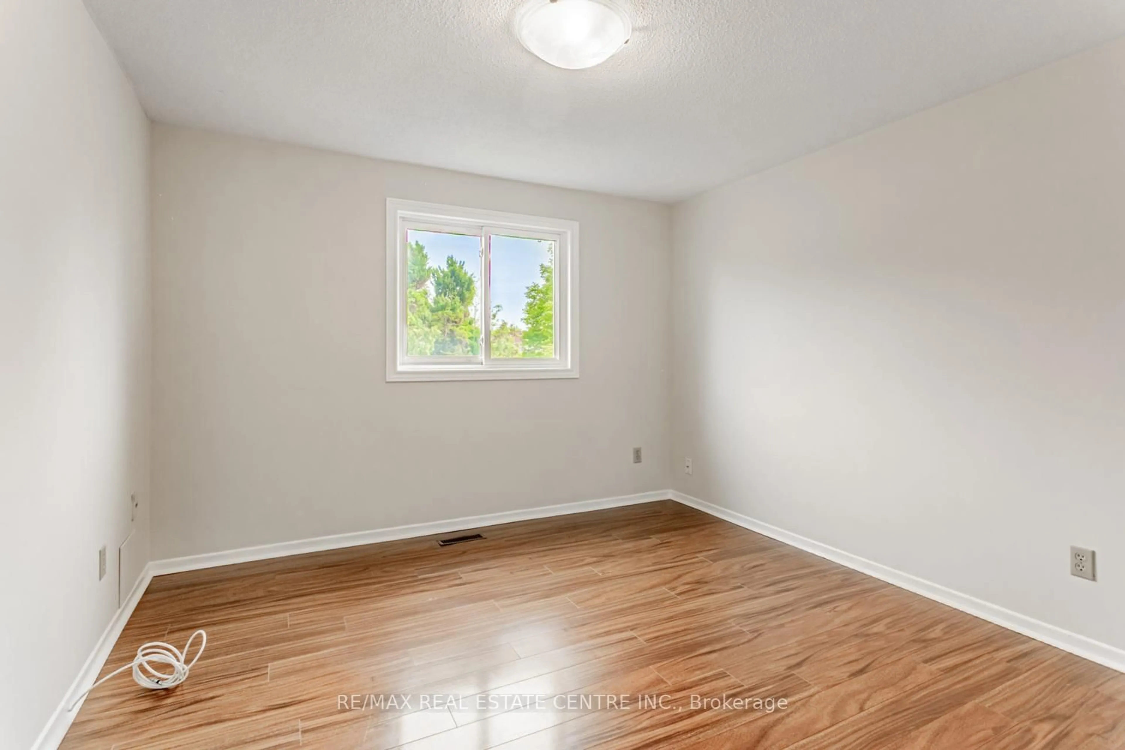 A pic of a room for 7221 Danton Promenade, Mississauga Ontario L5N 5C5