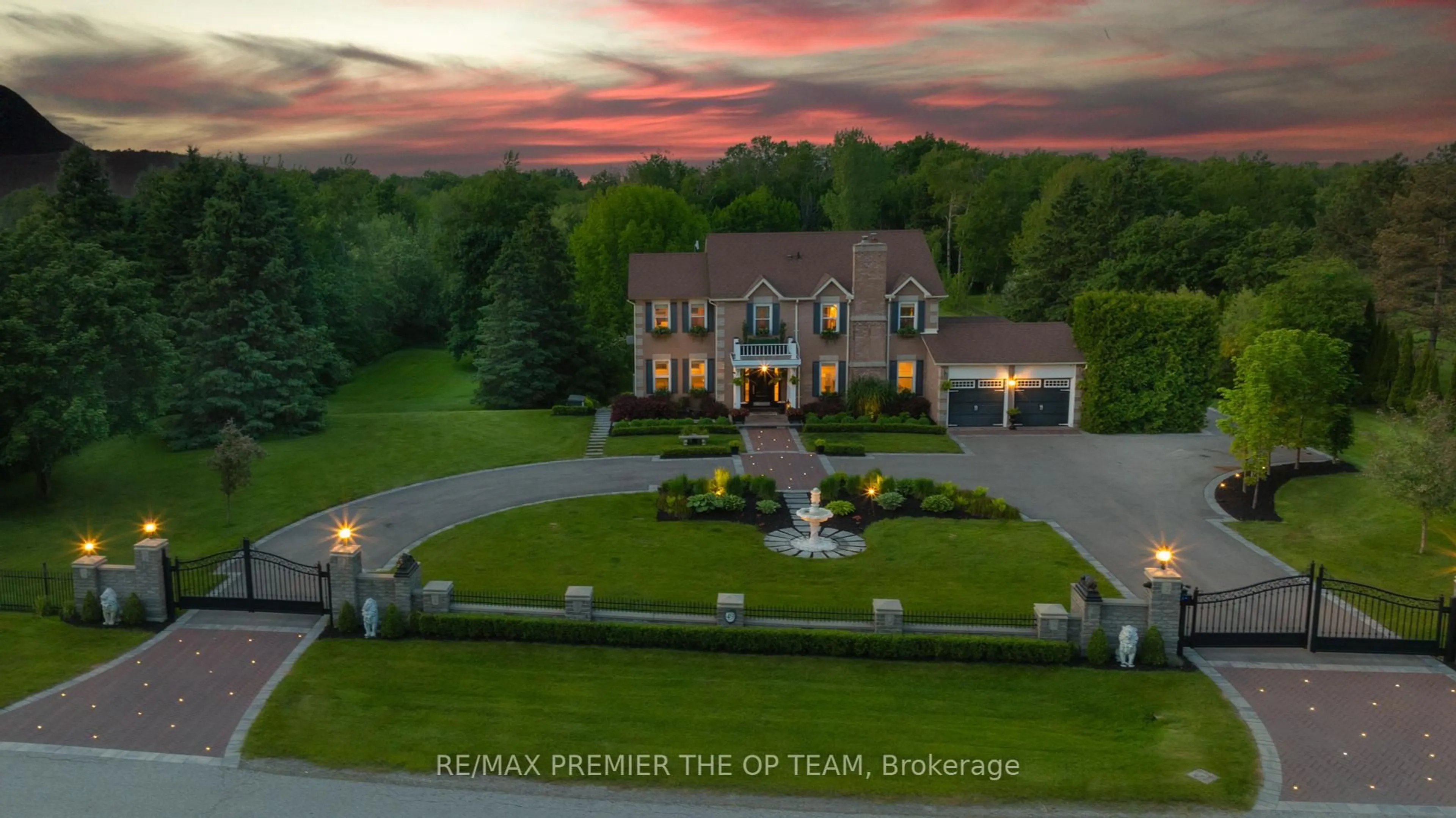 A pic from outside/outdoor area/front of a property/back of a property/a pic from drone, unknown for 49 Elite Rd, Caledon Ontario L7K 0L2