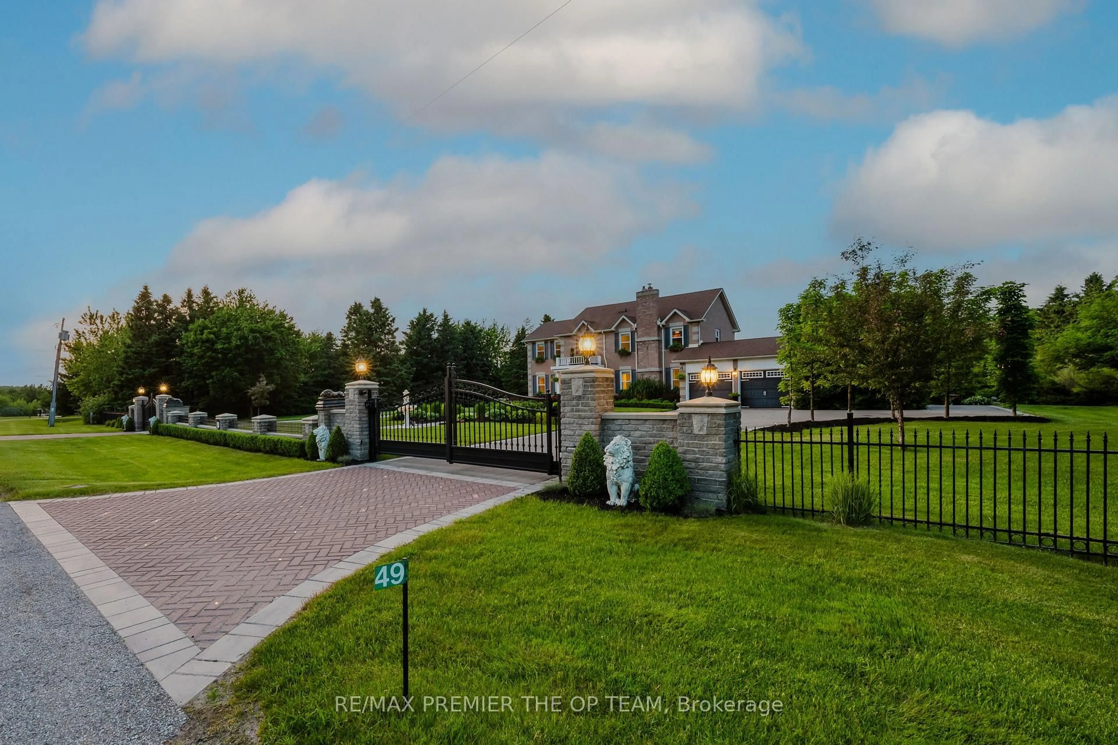 A pic from outside/outdoor area/front of a property/back of a property/a pic from drone, water/lake/river/ocean view for 49 Elite Rd, Caledon Ontario L7K 0L2