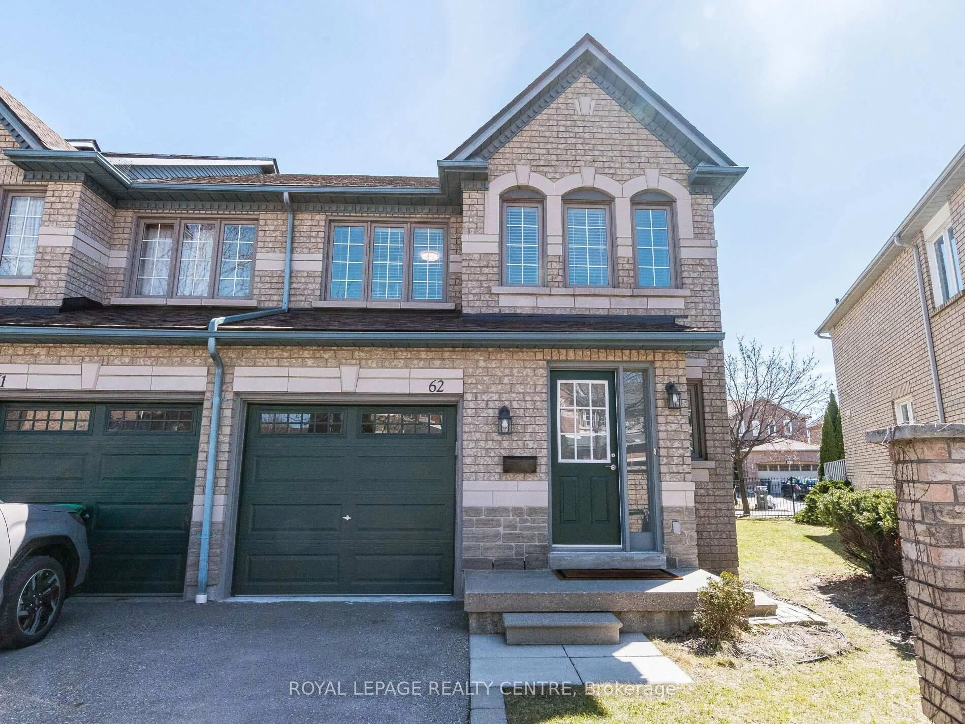 Home with brick exterior material, street for 455 Apache Crt #62, Mississauga Ontario L4Z 3W8