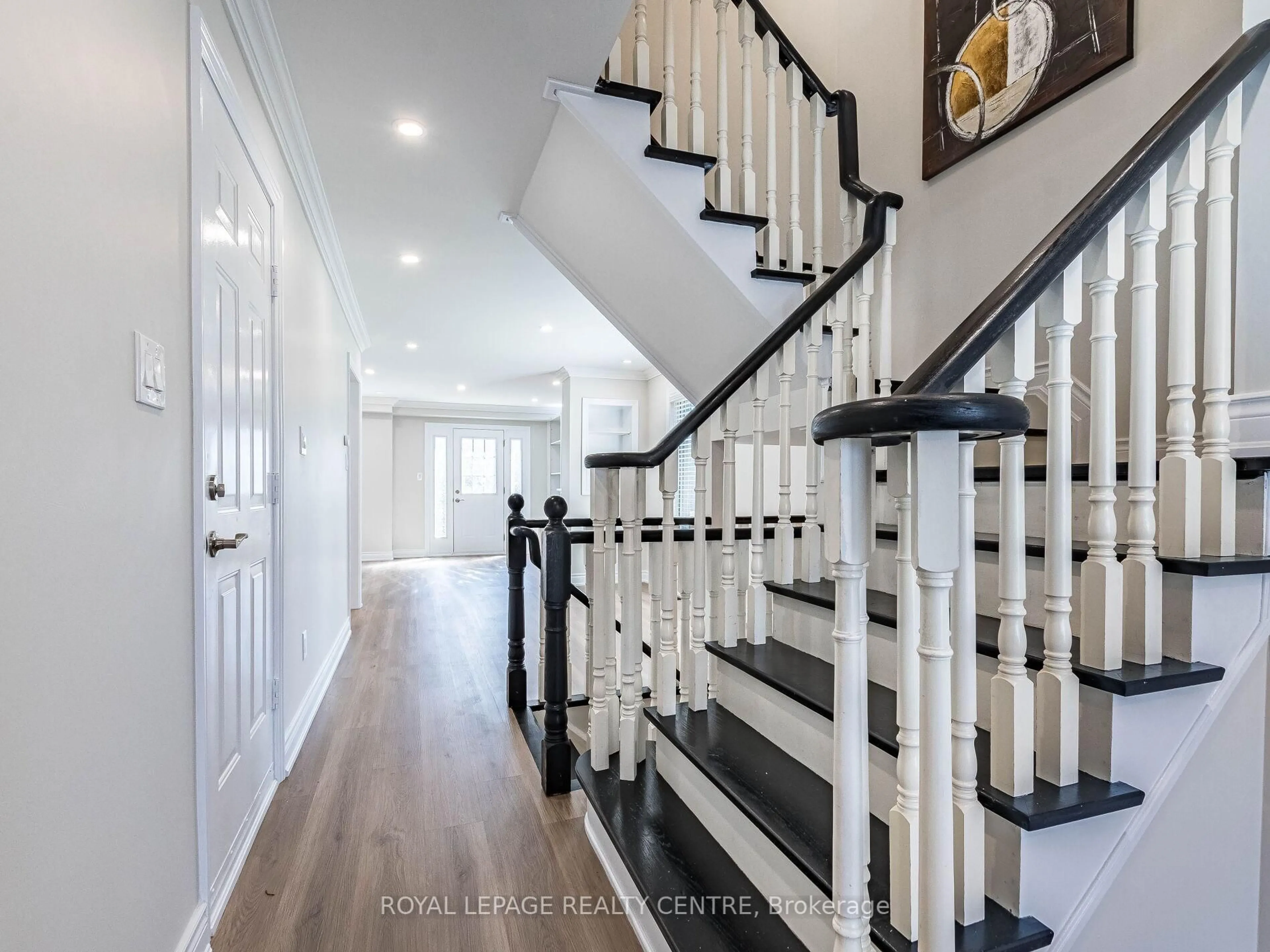 Stairs for 455 Apache Crt #62, Mississauga Ontario L4Z 3W8