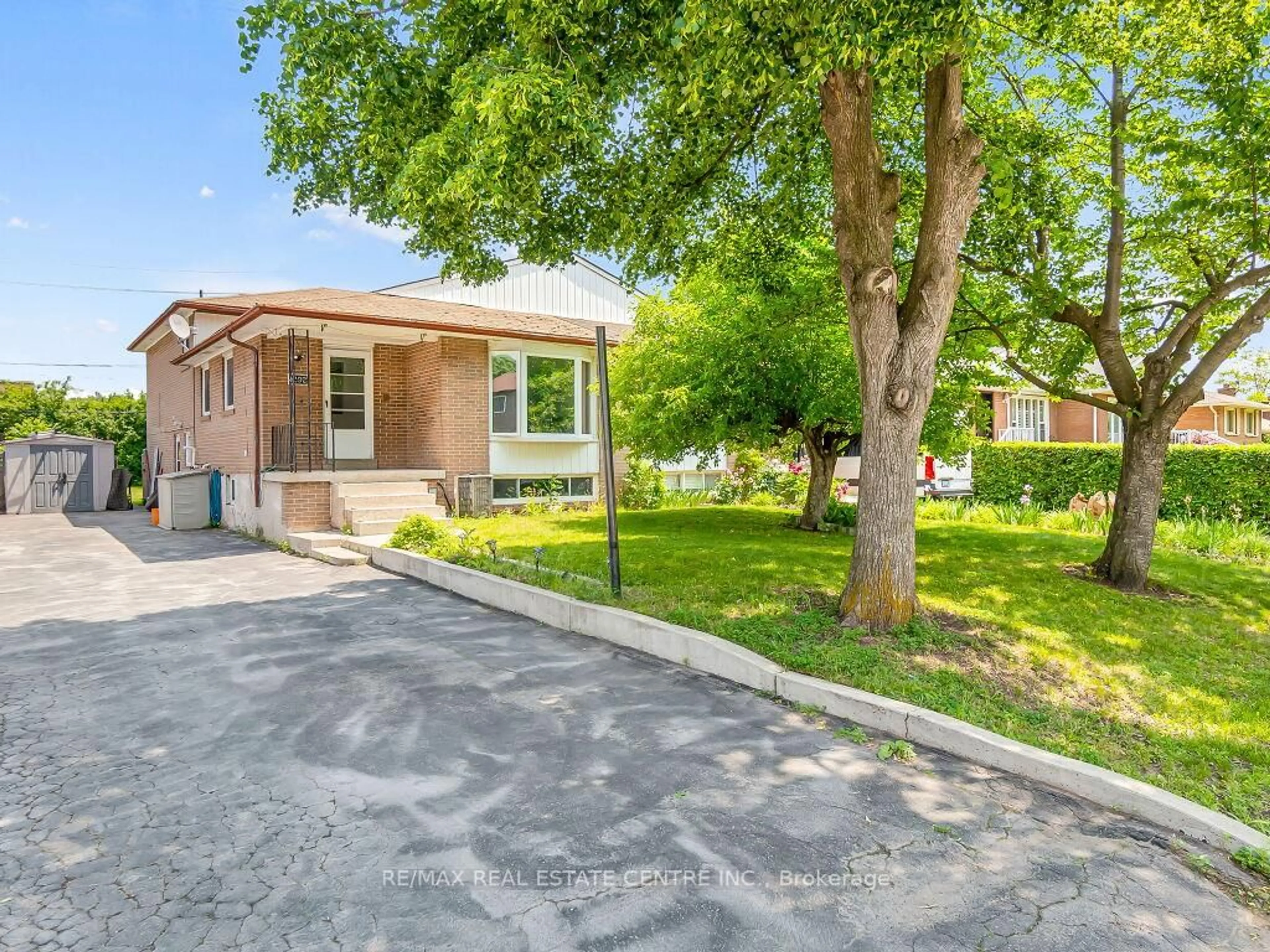 Unknown for 1292 NAPIER Cres, Oakville Ontario L6H 2A4