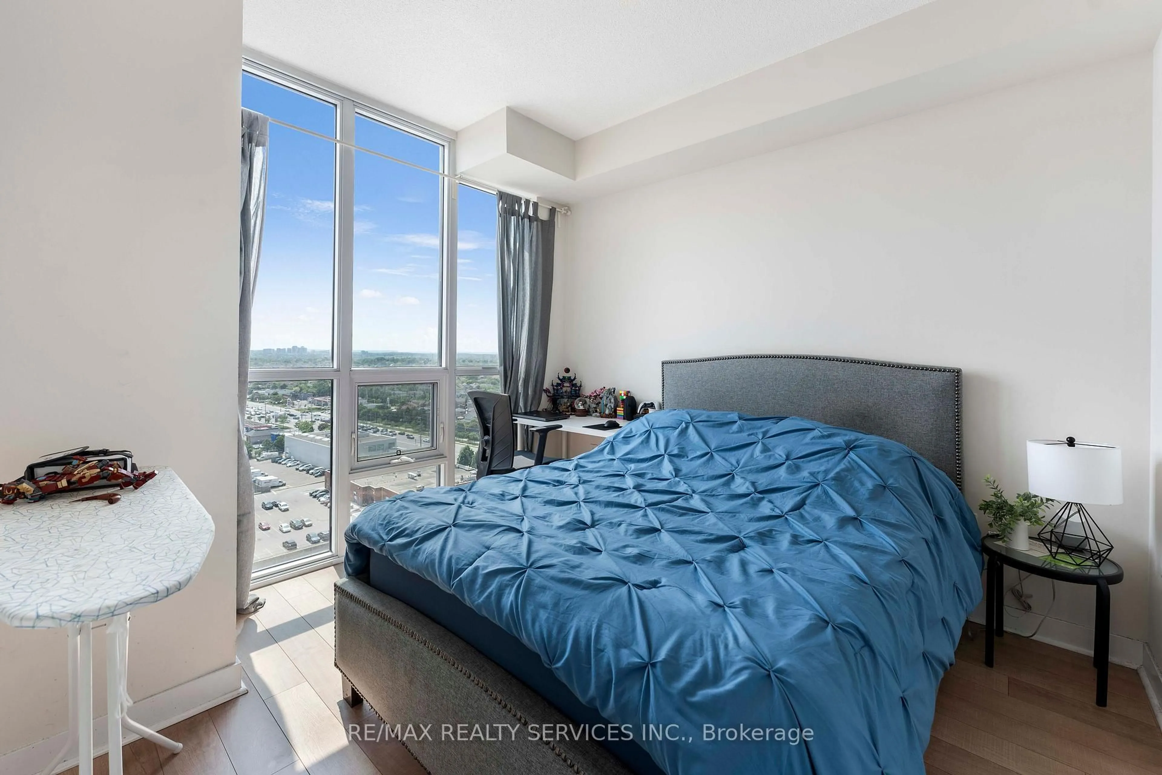 Bedroom with bed, unknown for 3975 Grand Park Dr #1506, Mississauga Ontario L5B 0K4