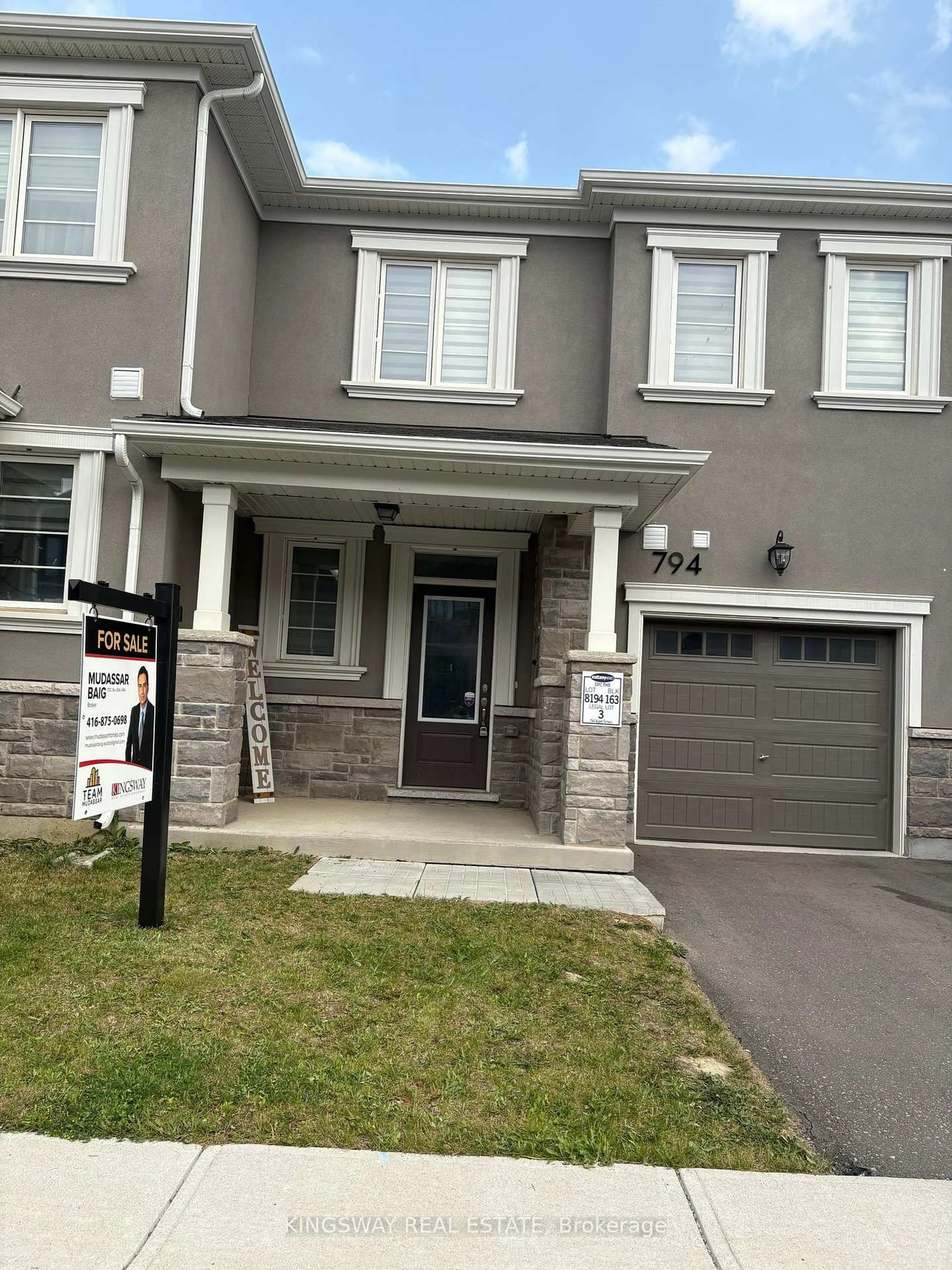 Home with vinyl exterior material, street for 794 Aspen Terr, Milton Ontario L9E 1S2