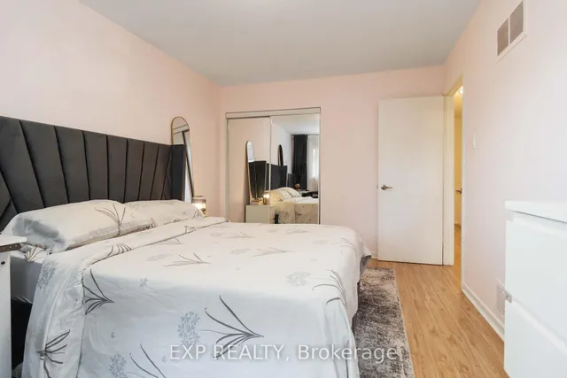 Additional property image - 1180 Mississauga Valley Blvd Unit 115