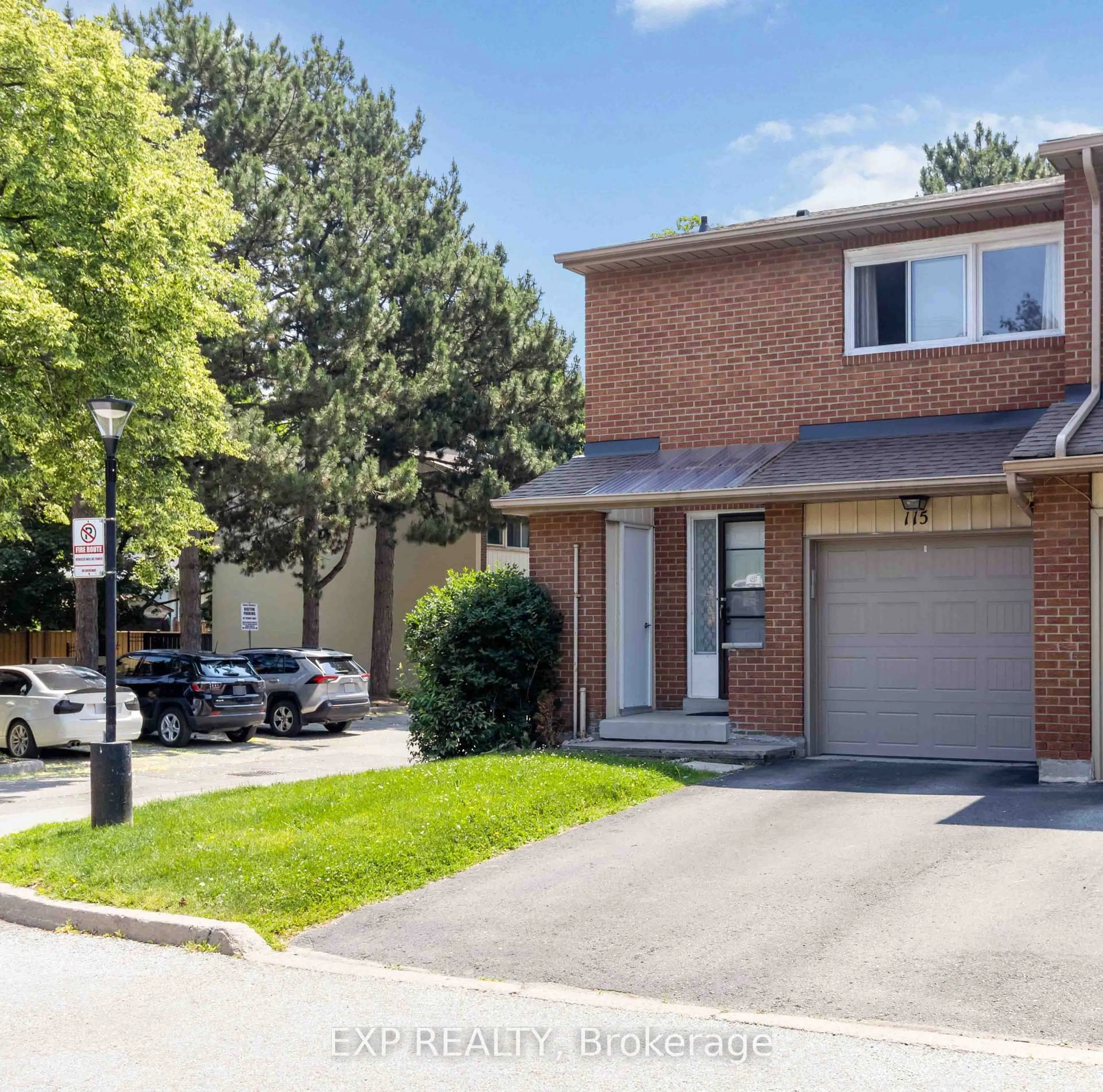 Home with brick exterior material, street for 1180 Mississauga Valley Blvd #115, Mississauga Ontario L5A 3M9
