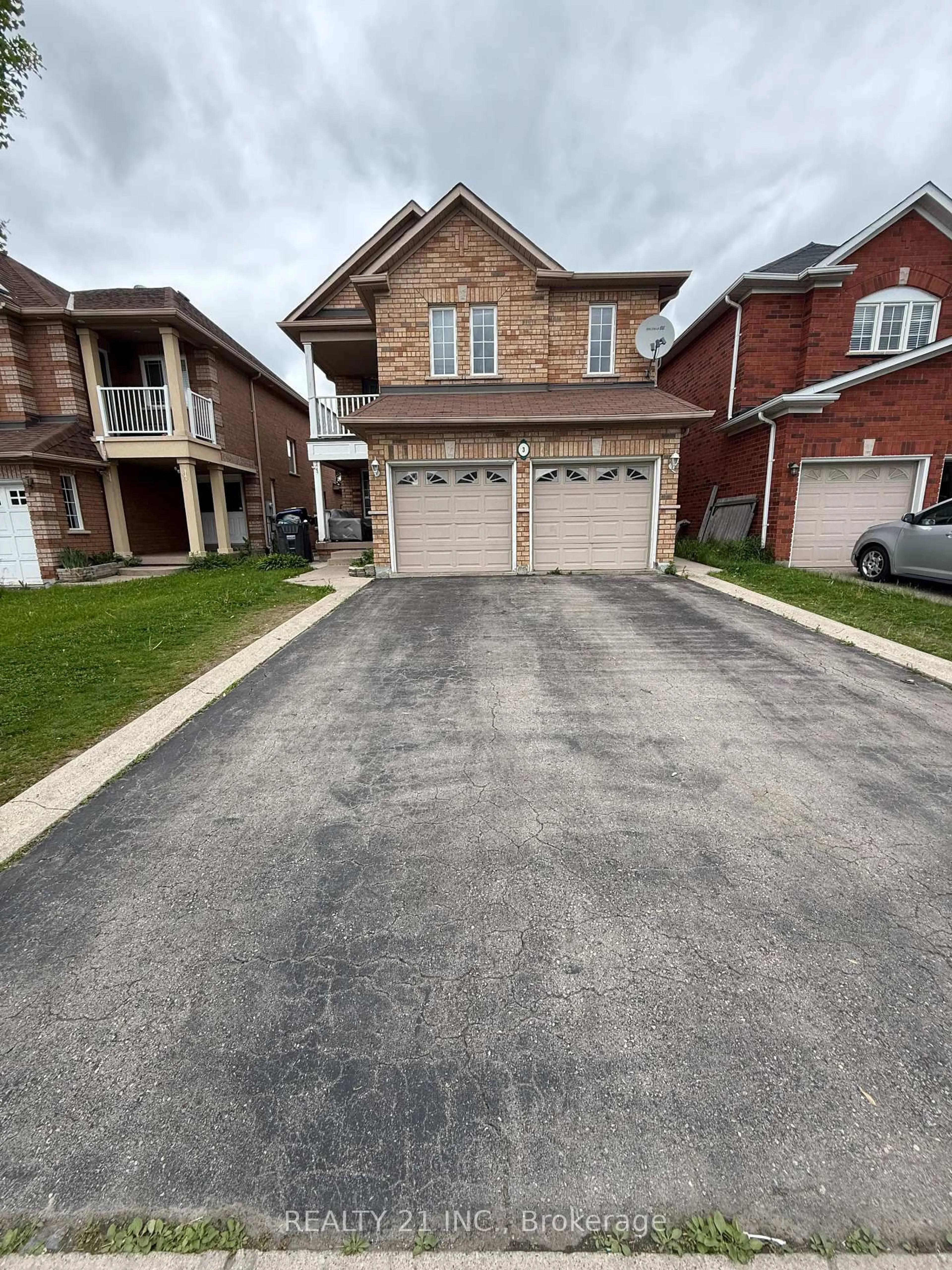 Unknown for 3 Sandyshores Dr, Brampton Ontario L6R 2G9