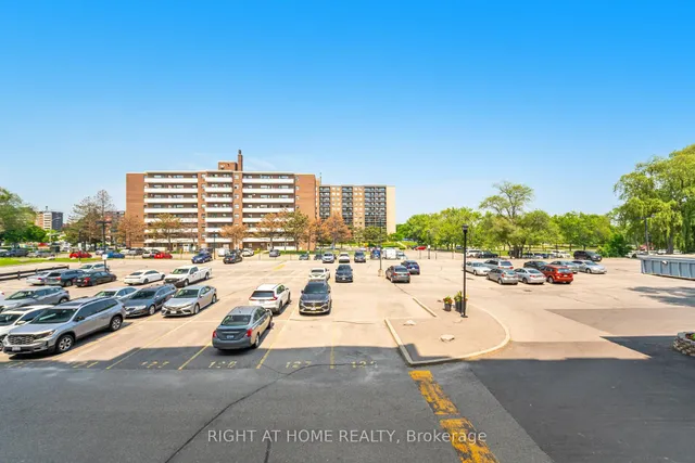 Additional image 8 of 1660 Bloor St Unit 205