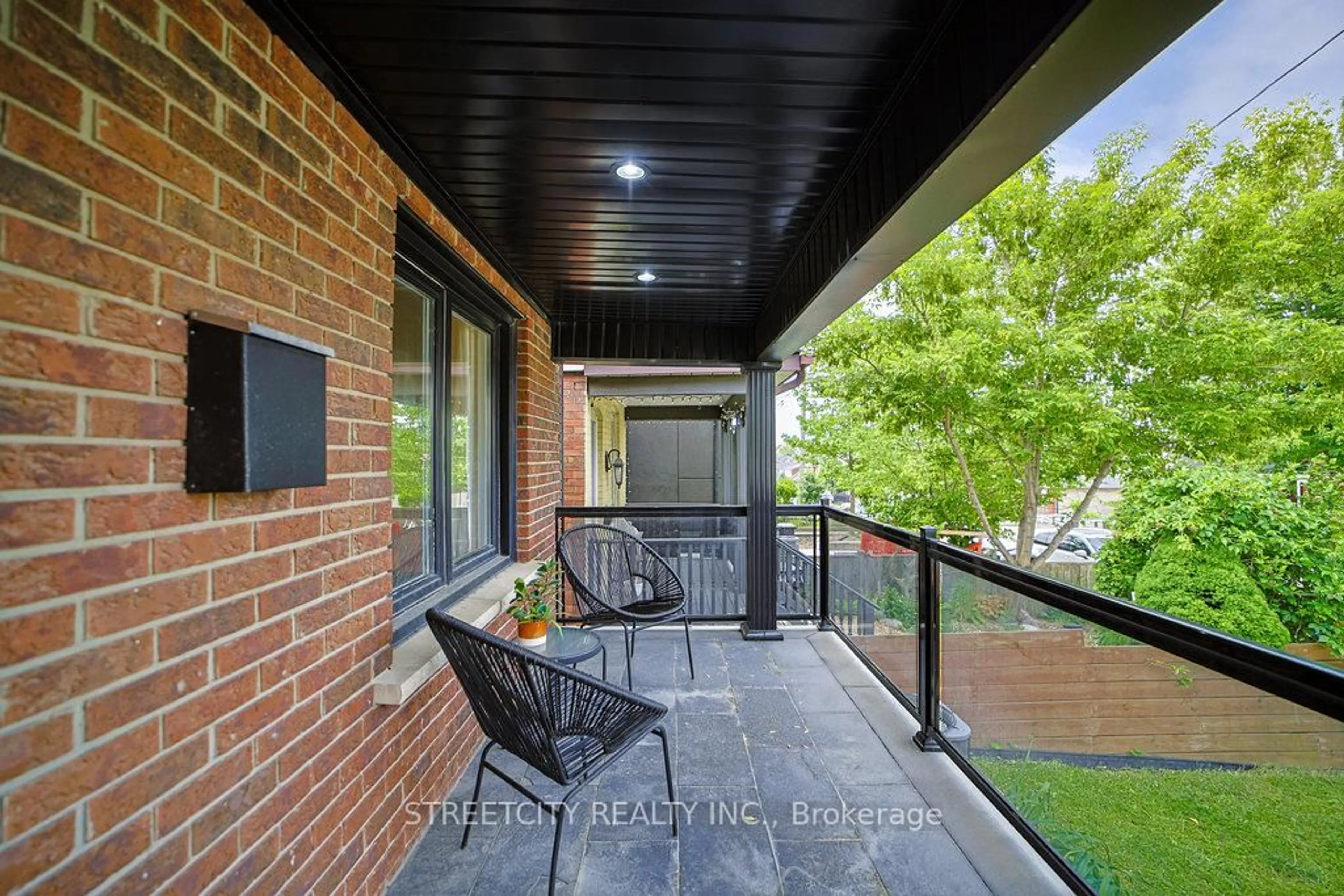 Patio, street for 409 Mcroberts Ave, Toronto Ontario M6E 4R1